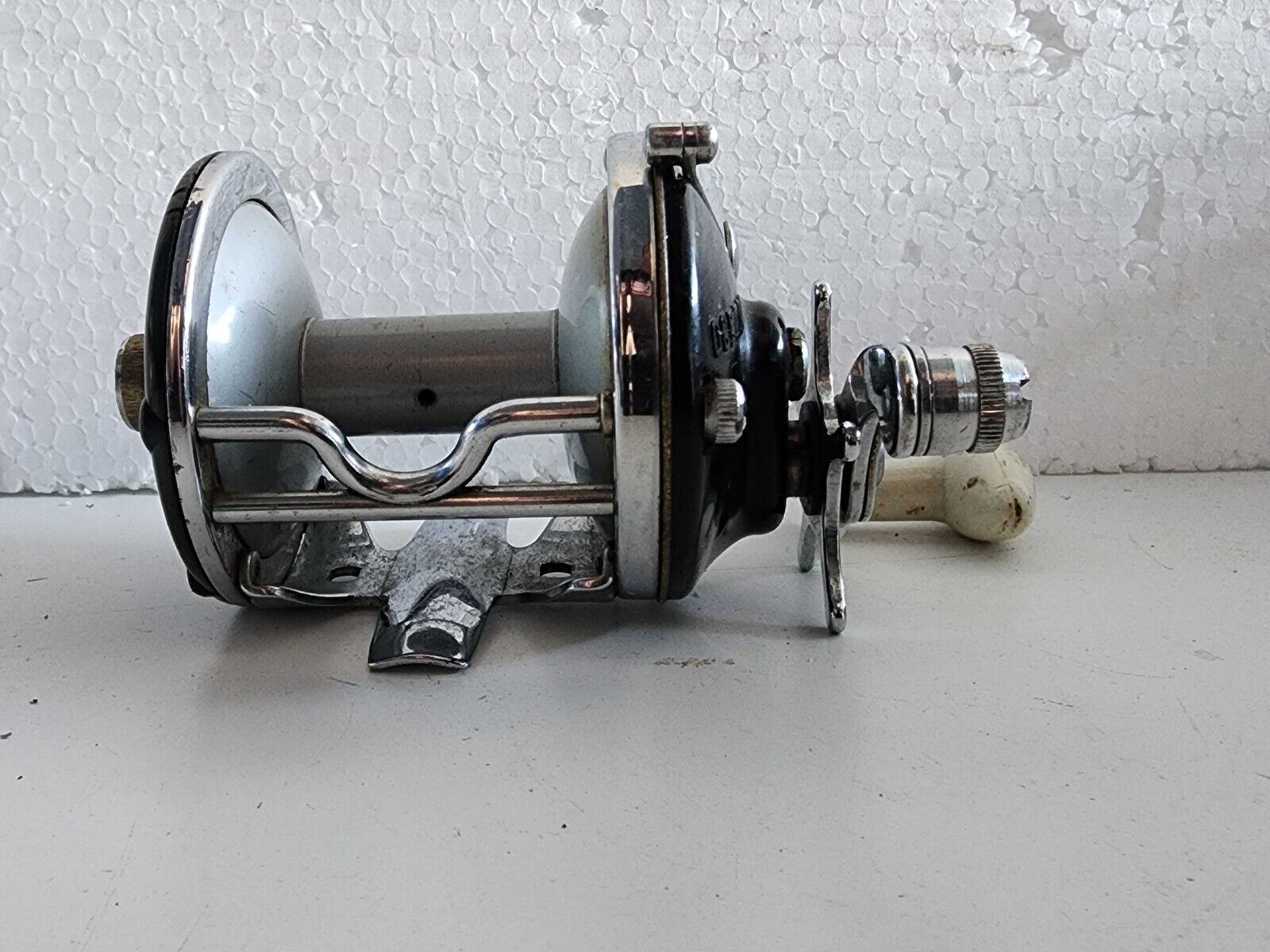 Vintage Ocean City 993 Hampton Fishing Spinning Casting Reel Fish USA MADE