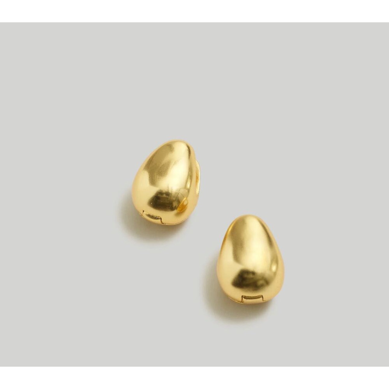NWT Madewell Droplet Huggie Hoop Earrings In Vintage Gold