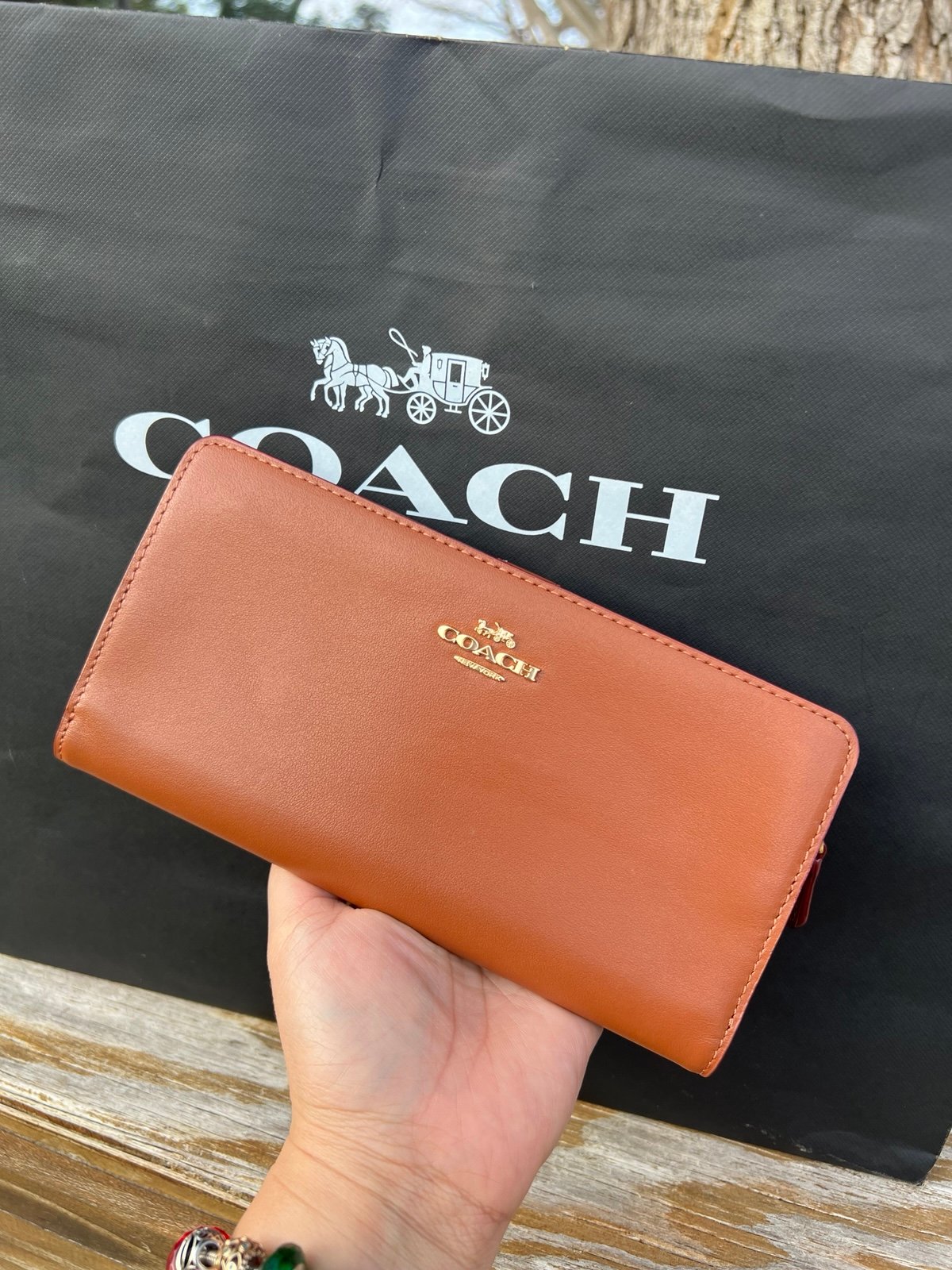 Coach Essential Slim Wallet
