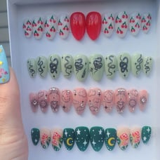Gel Press on nails