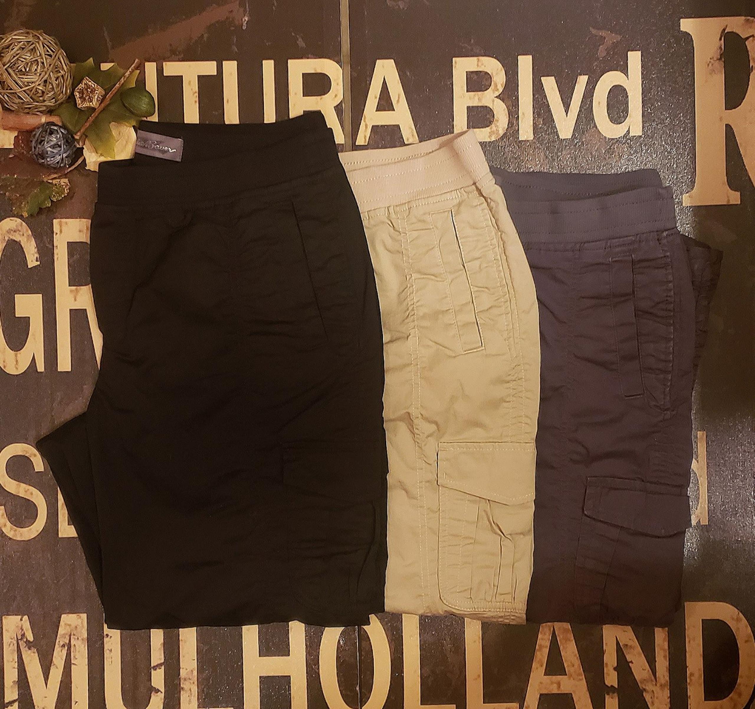 EDDIE BAUER BUNDLE IF CAPRIS (3 PAIR) &