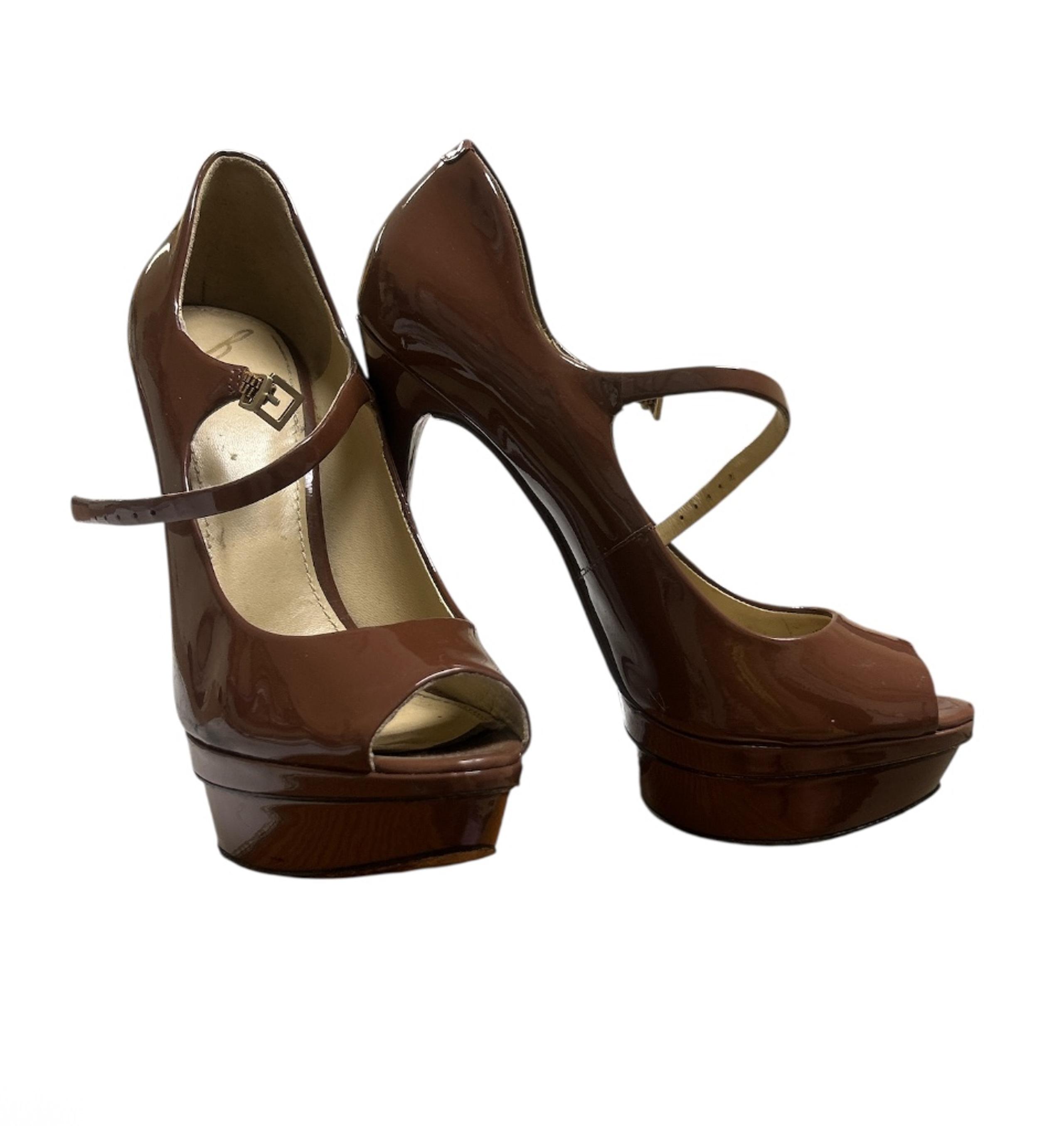 Brian Atwood size 6.5