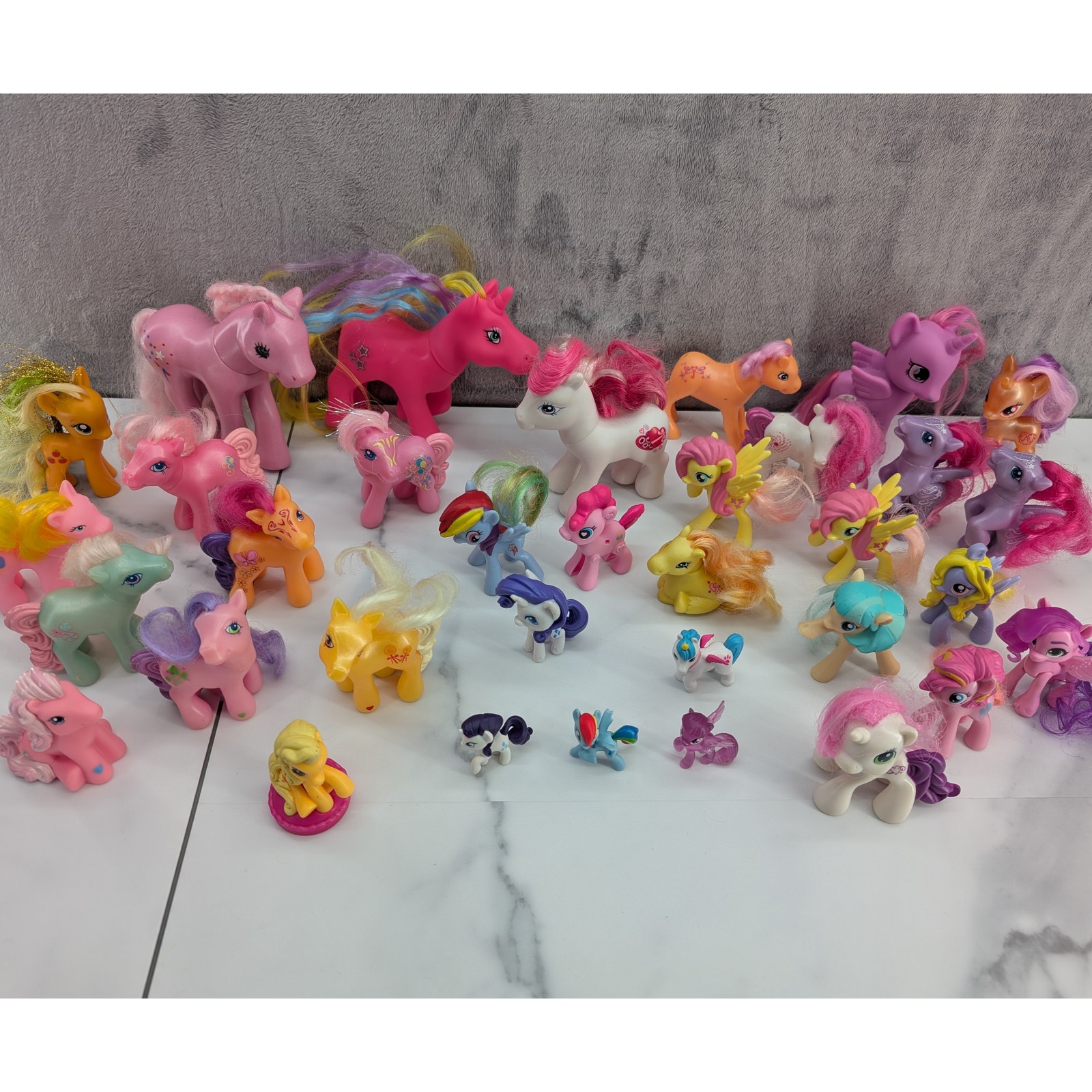 HUGE mixed lot of 33 MLP figures My Little Pony