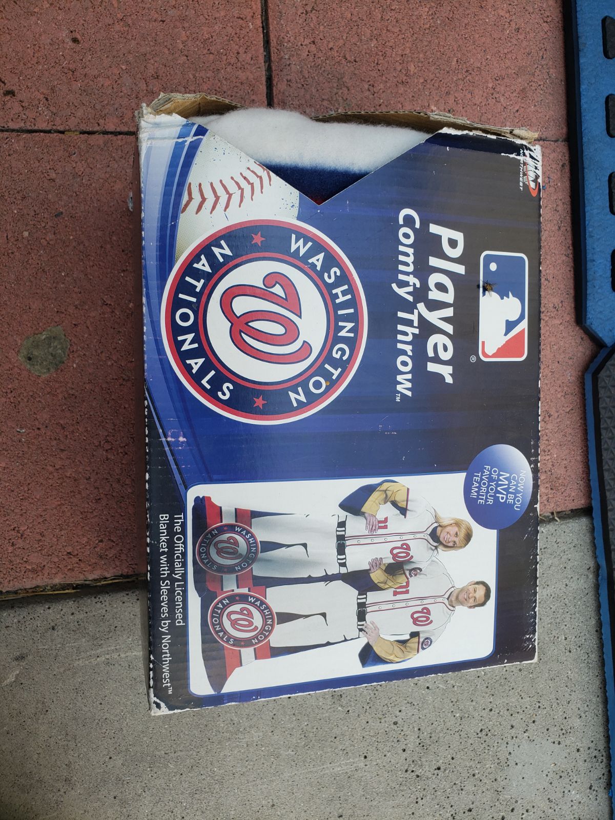 Washington Nationals Blanket with sleeve