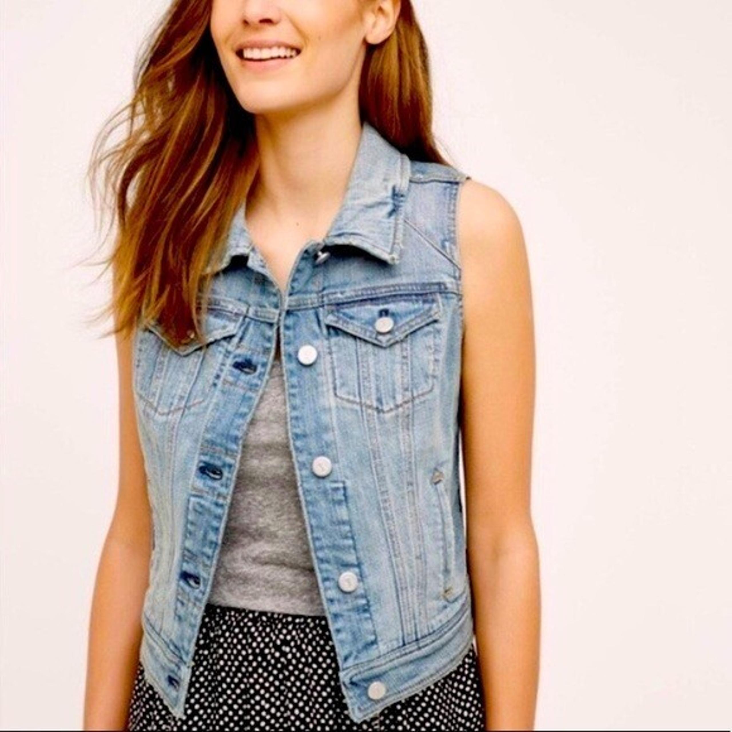 Anthropologie Pilcro Denim Jacket Jean Vest Sleeveless Women’s Size XS