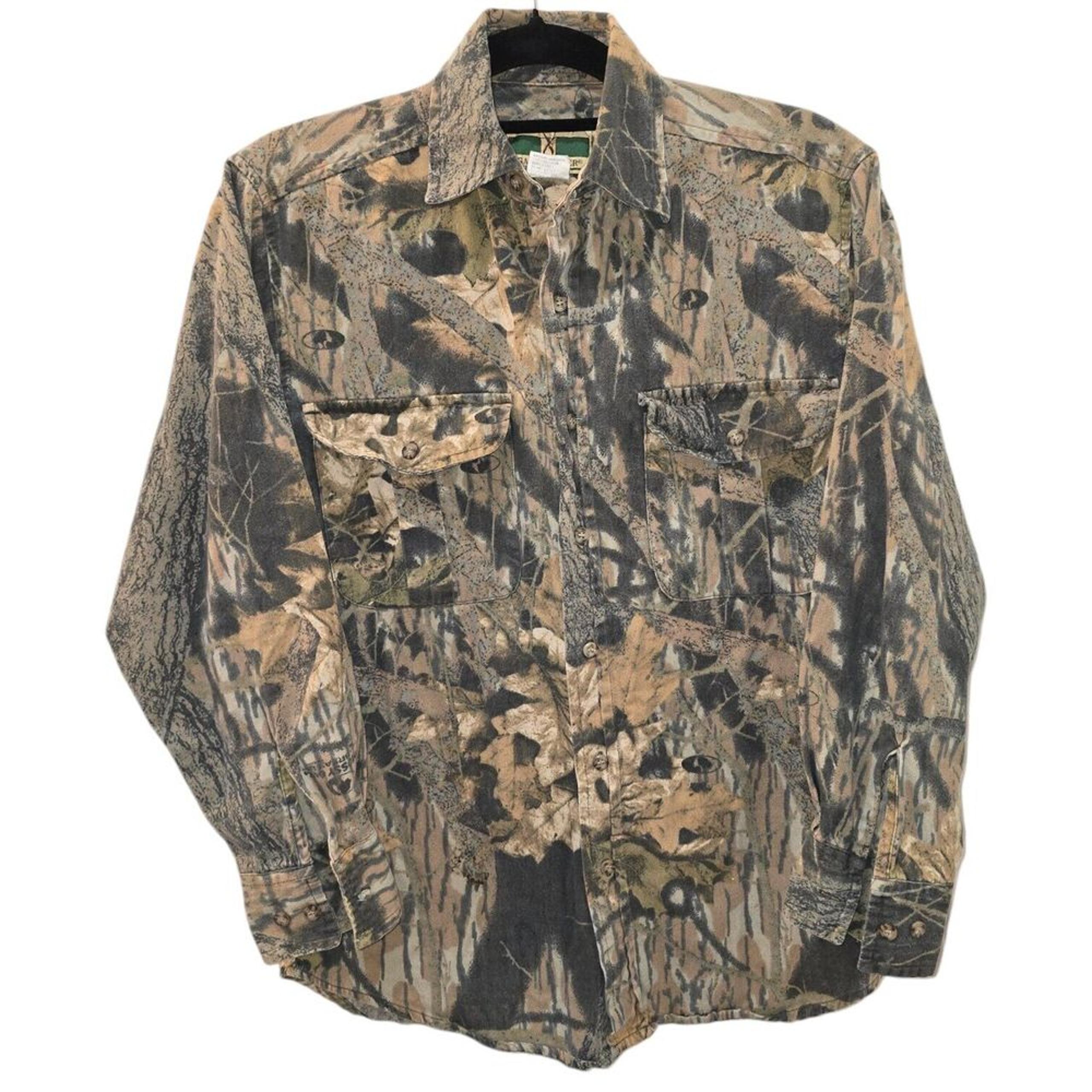 Vintage Men's Game Winner Sportswear Mossy Oak Camo Button Front Shirt, Medium
