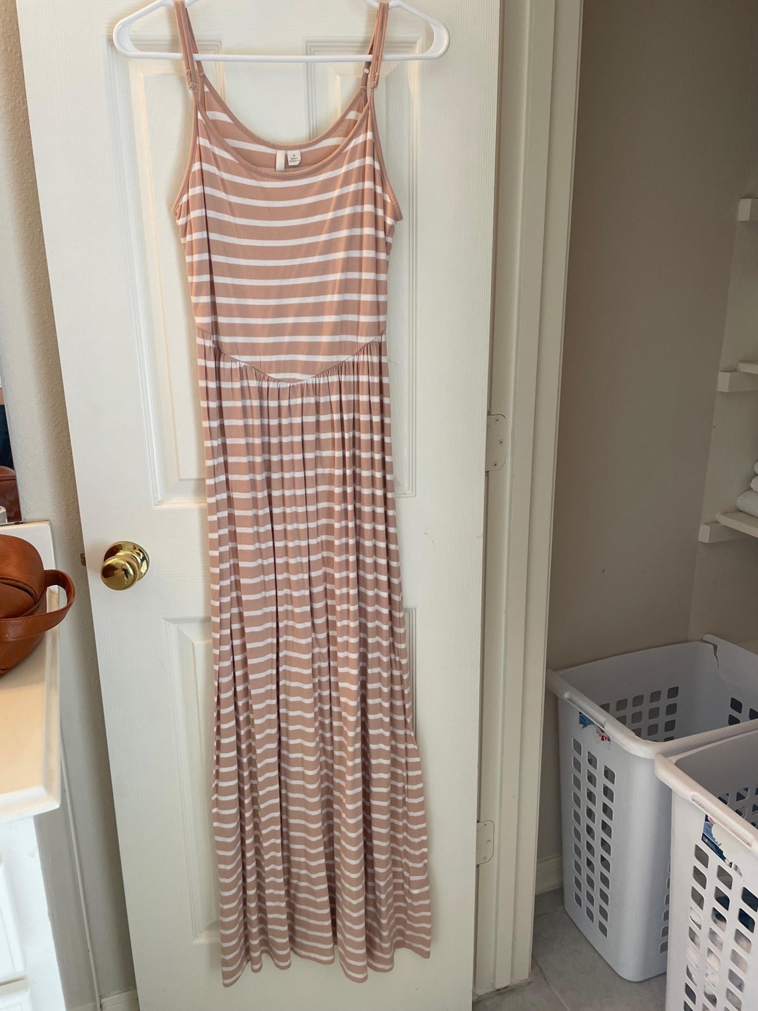 LC Lauren Conrad maxi dress Small