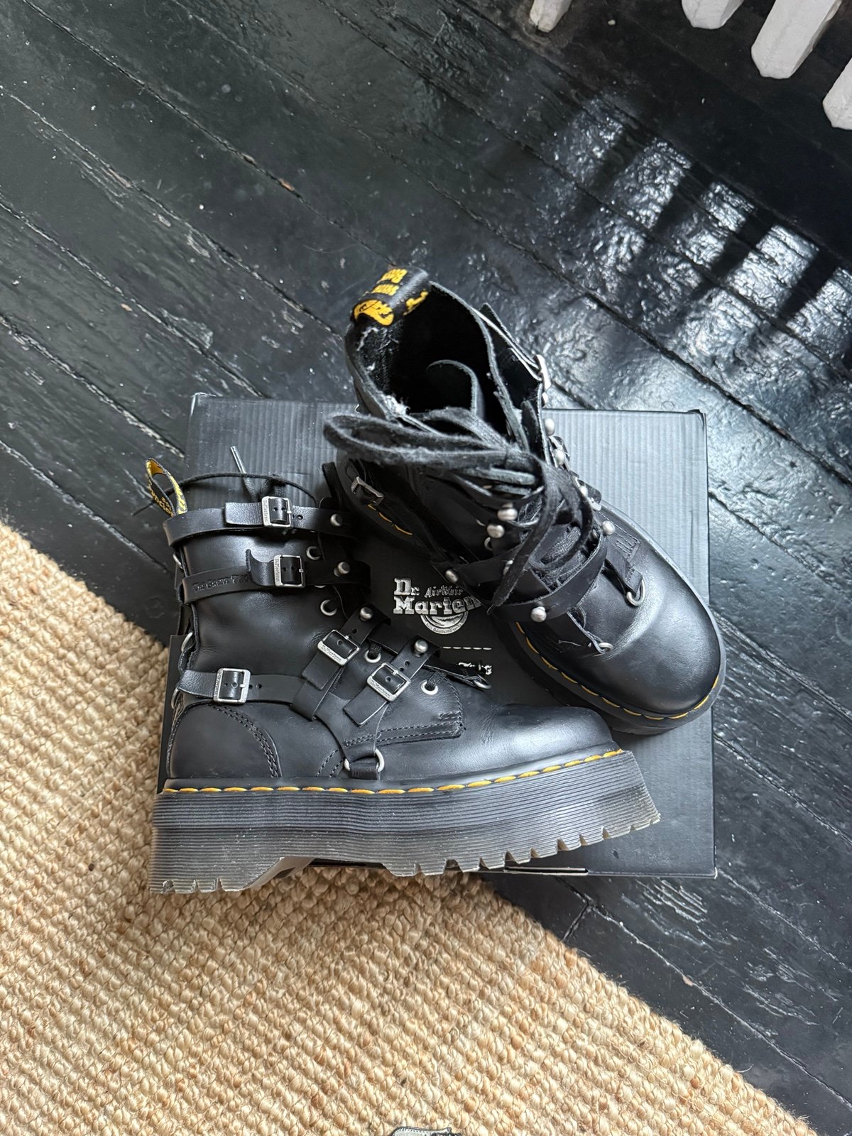 The Great Frog x Dr. Martens Jadon platform boots size 6 womens
