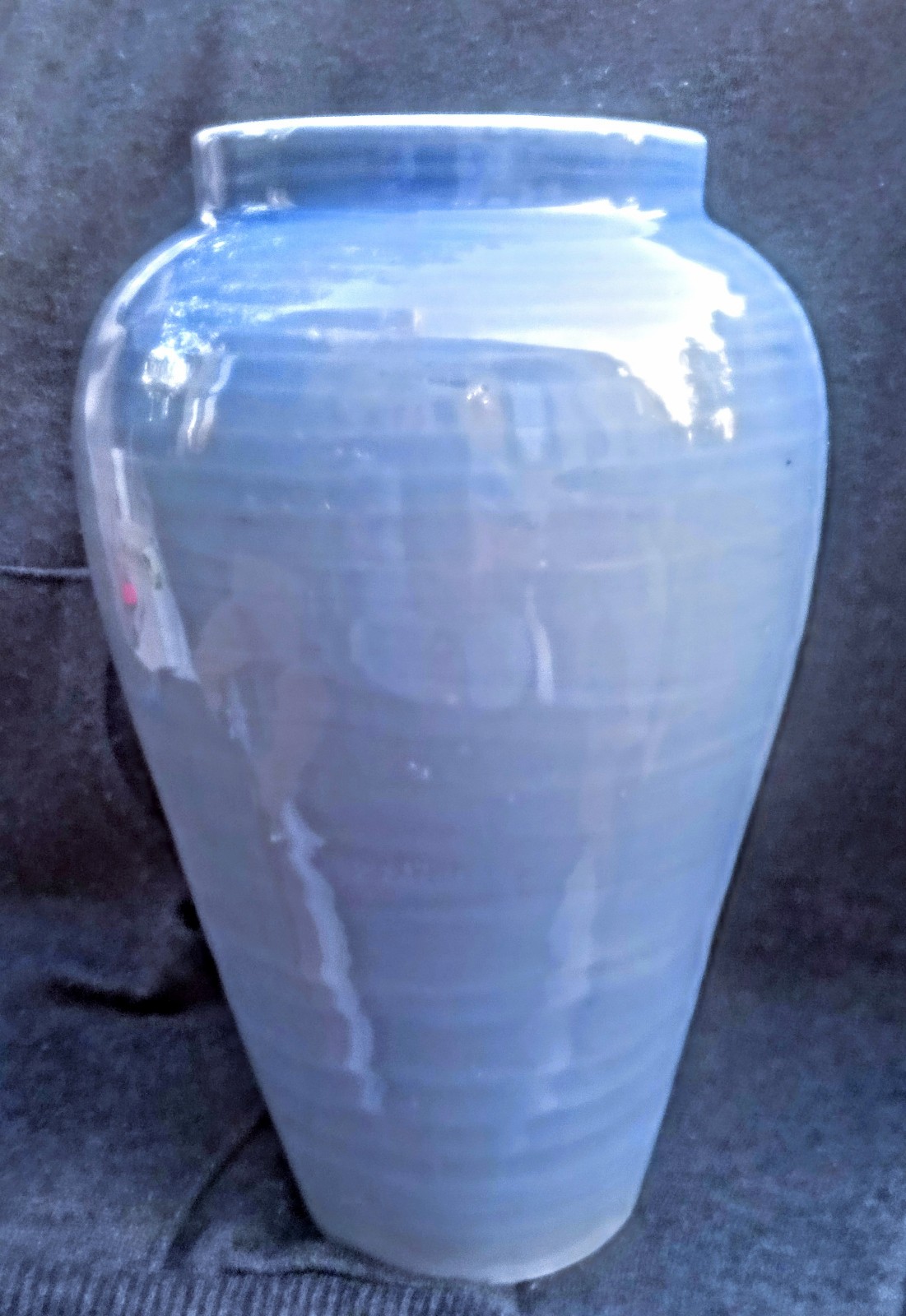 Mcm light blue art pottery vase 9 x3.5 made in Italy