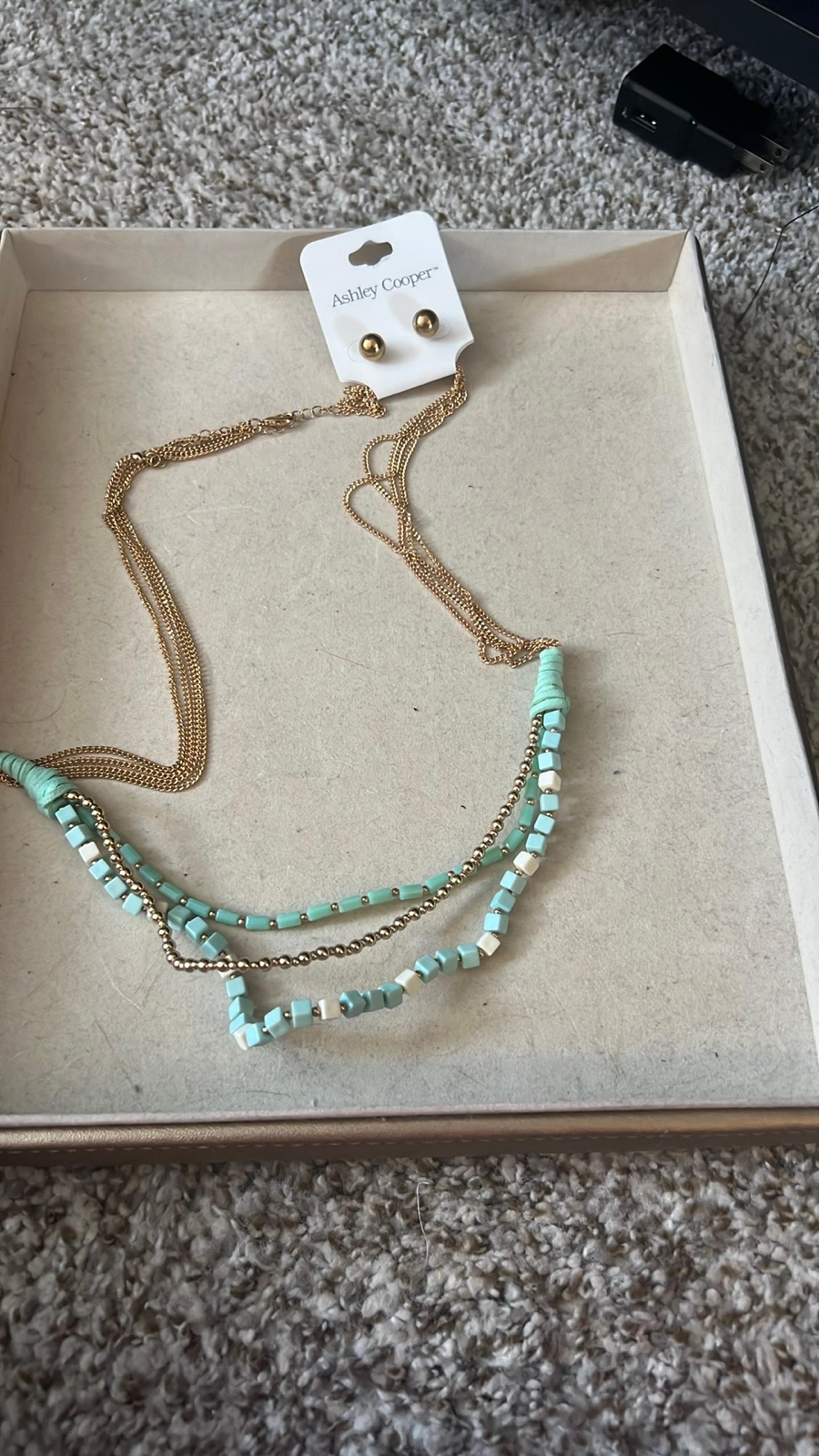 Long necklace