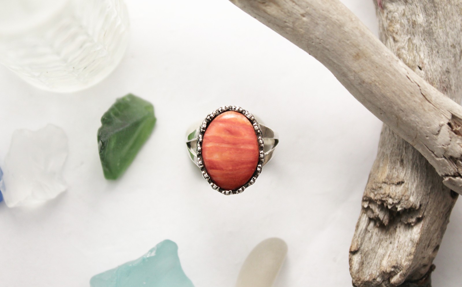 Red Spiny Oyster Set in Sterling Silver. Size 7 1/2. Free resizing and shipping.