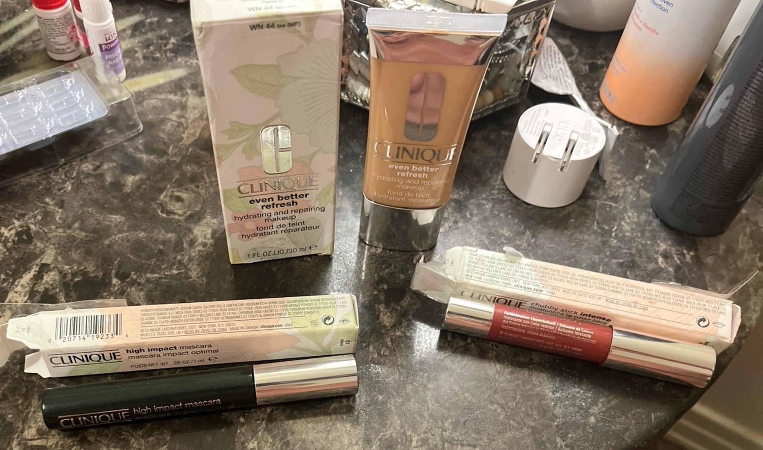 CLINIQUE MAKEUP BUNDE