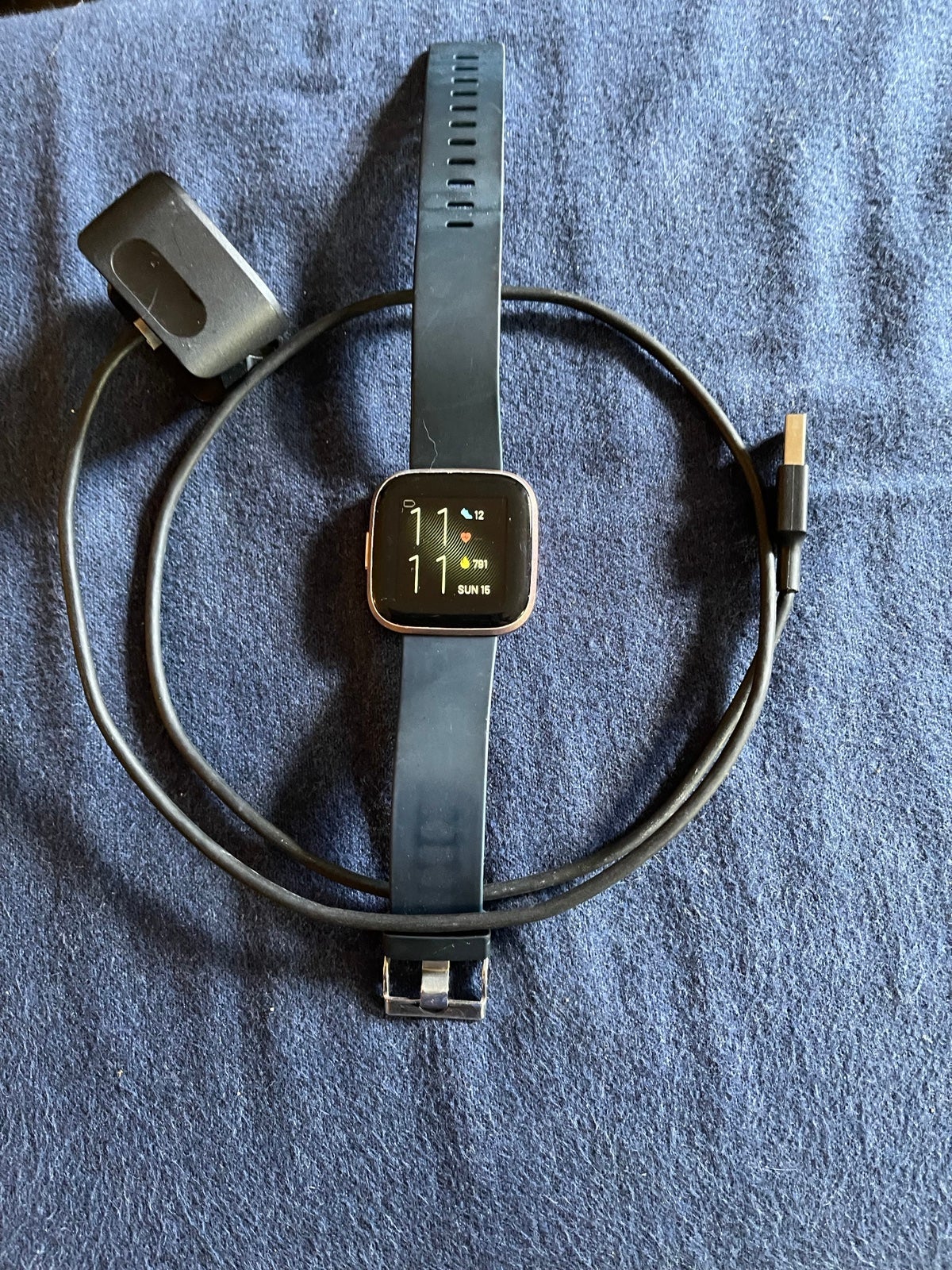 Fitbit versa 2