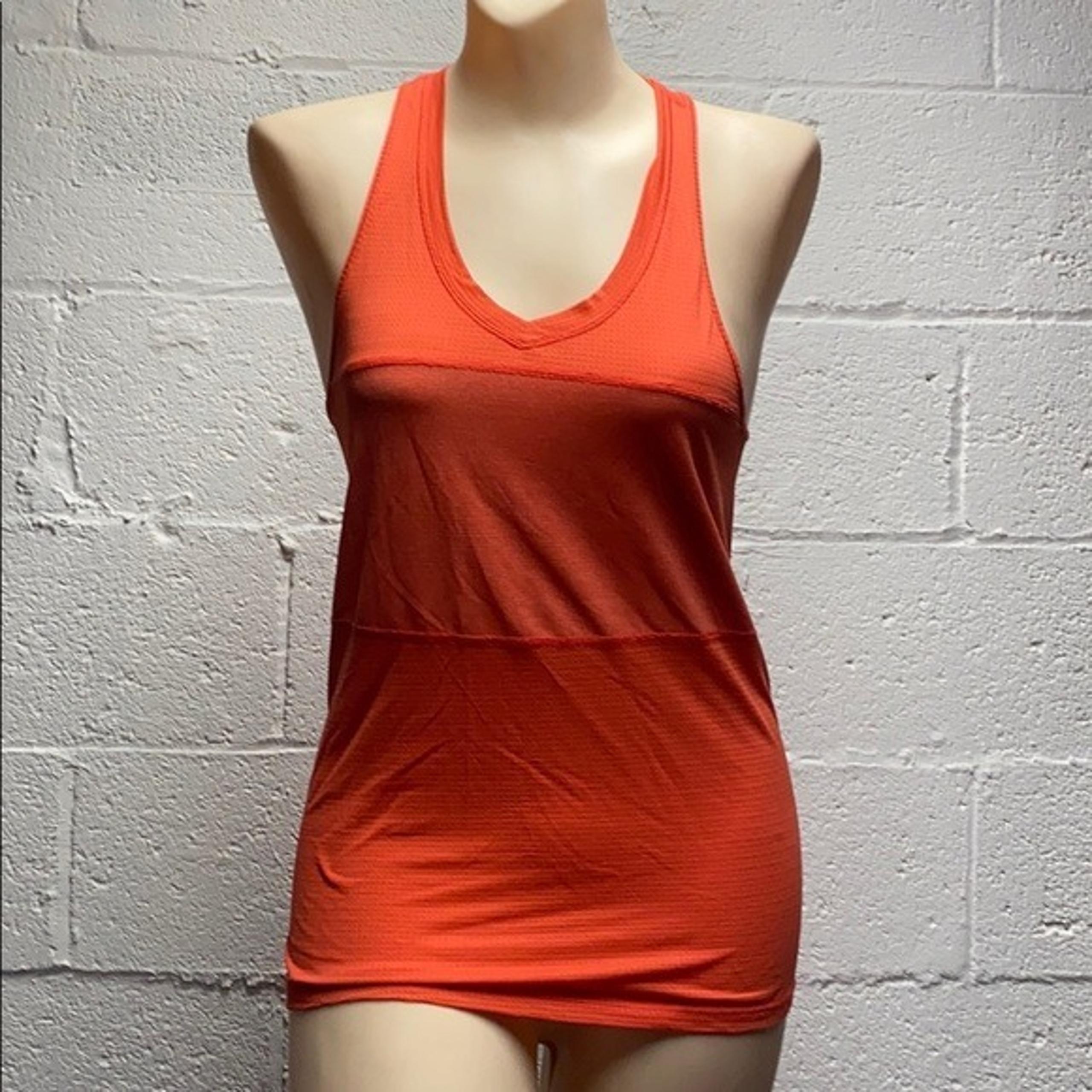Lululemon lightweight VNeck tanktop