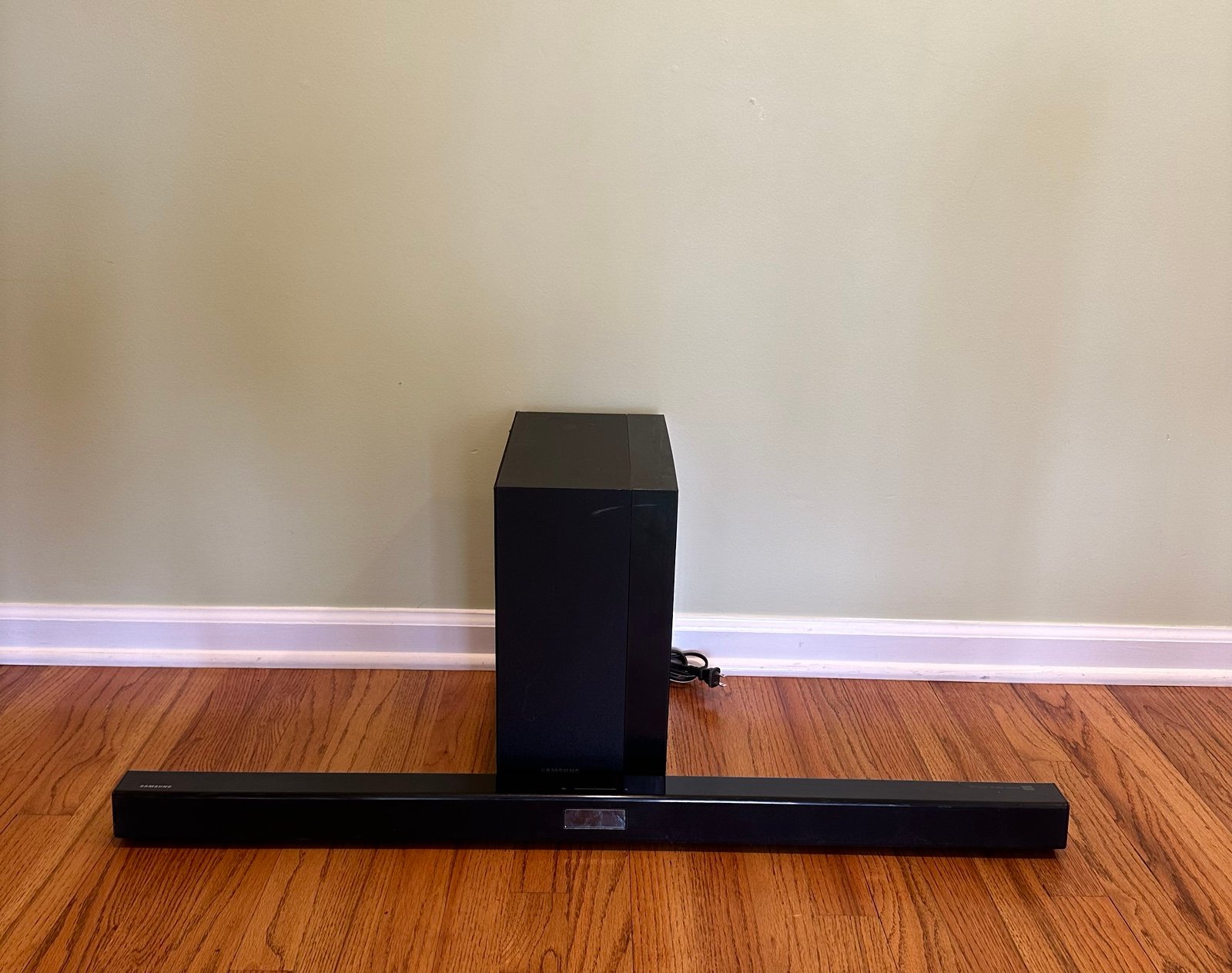 Samsung HW-HM45C Wireless Audio Soundbar w/ Subwoofer