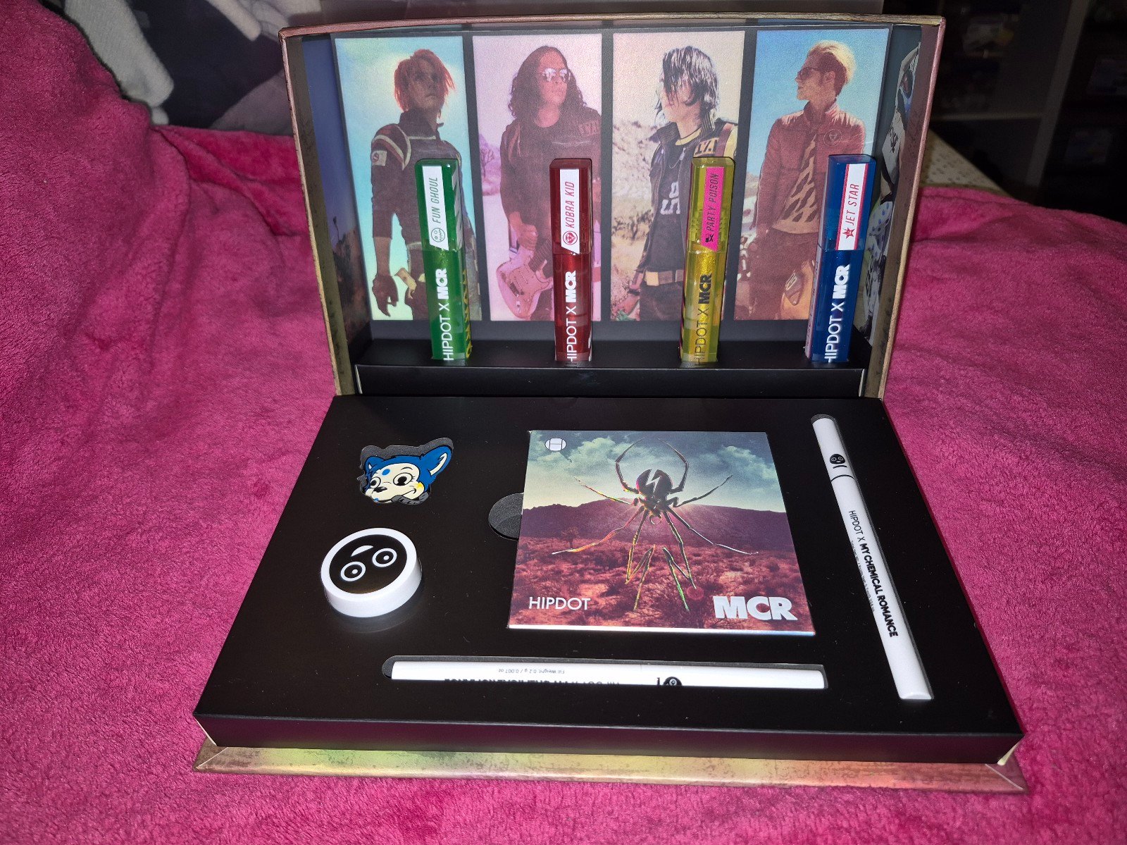 HIPDOT x MCR DANGER DAYS MAKEUP SET