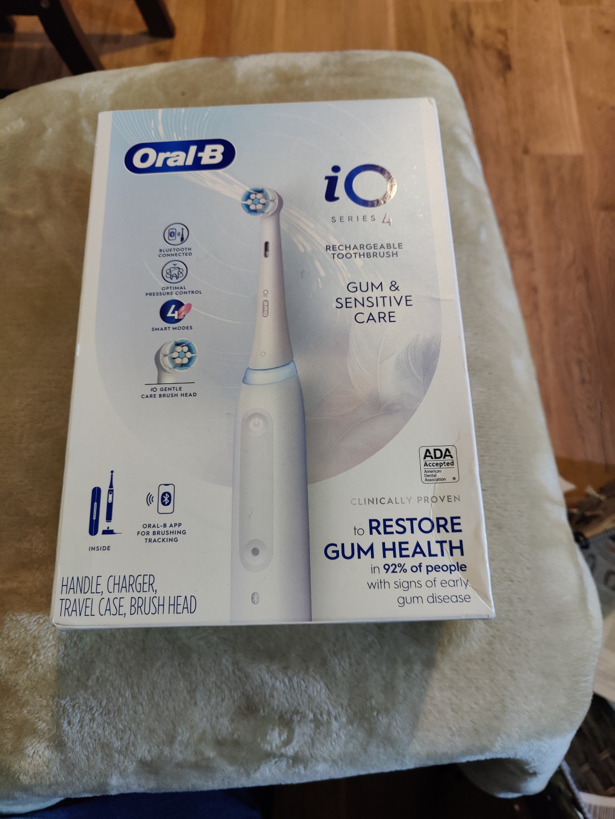Oral-B iO Series 4 Electric Toothbrush, Rechargeable, Black