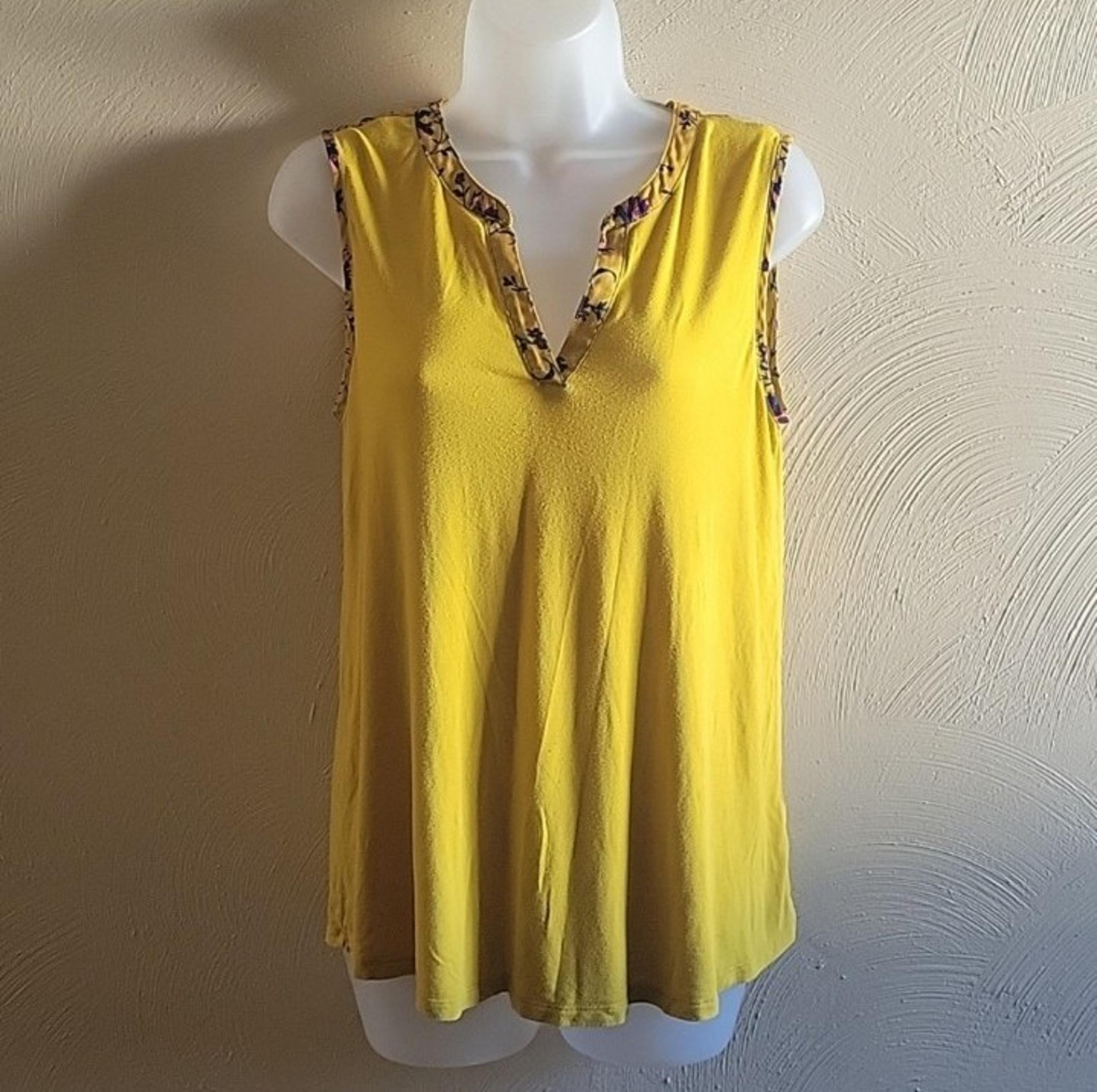 Modcloth Floral Tank Top Blouse size M