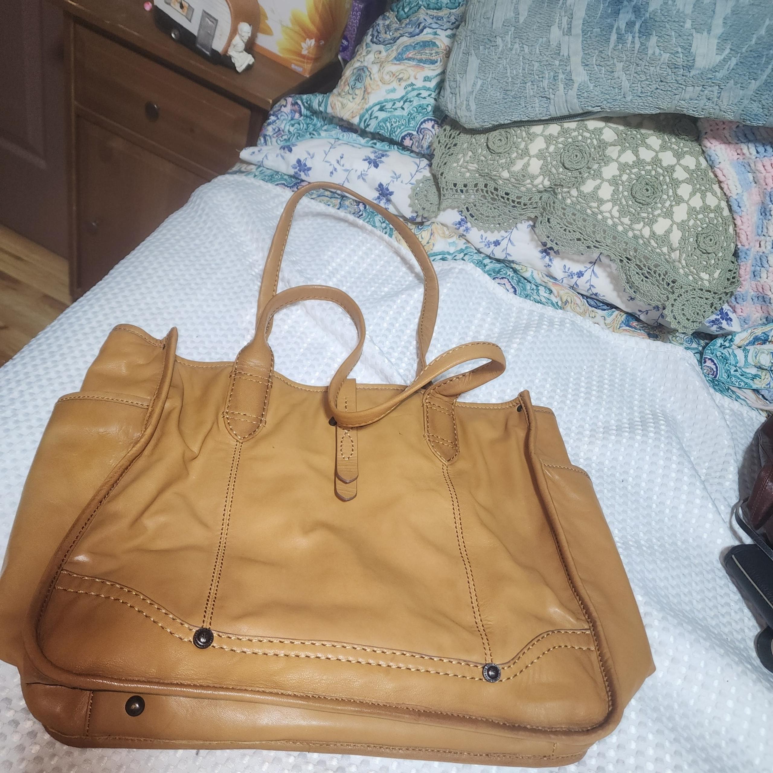FRYE EUC XL TAN LEATHER CAMPUS CANYON TOTE BAG