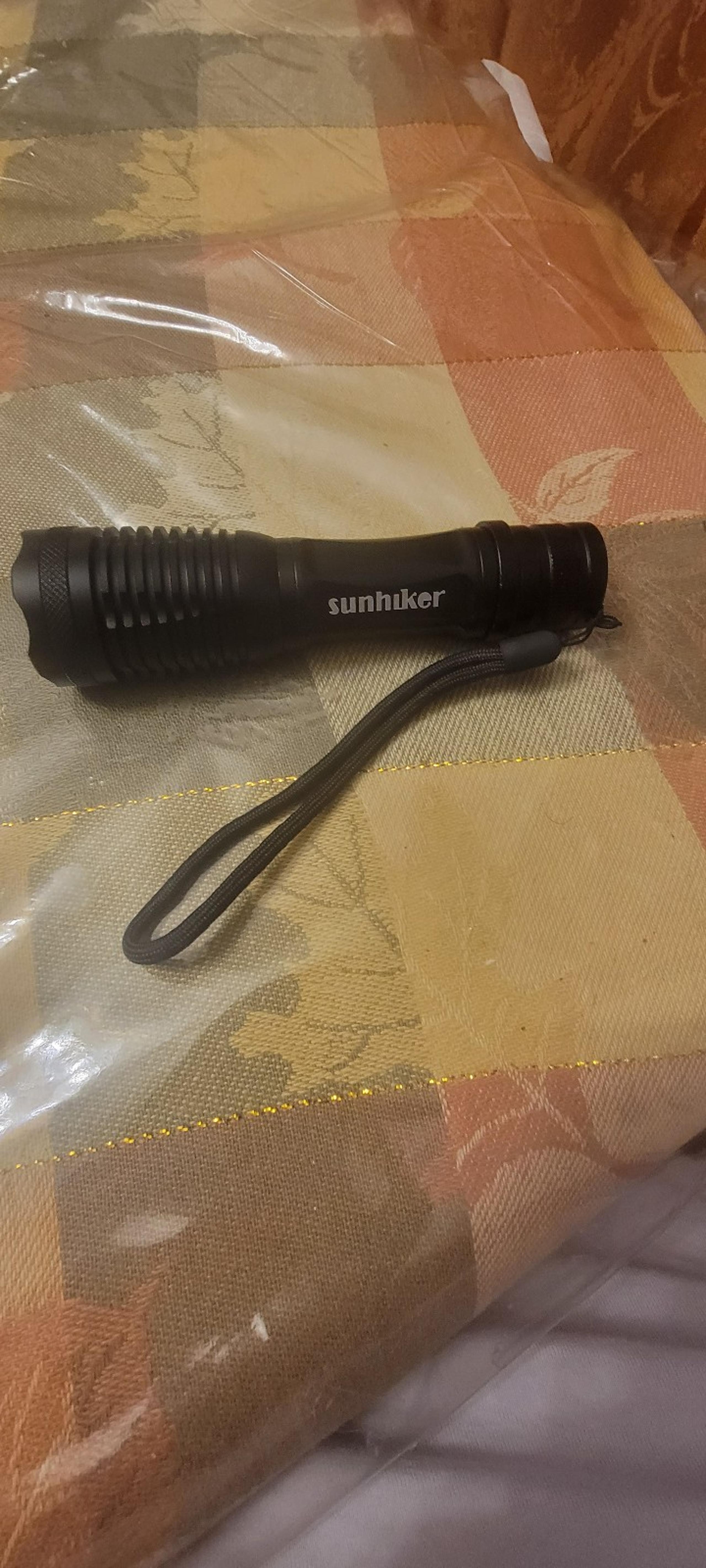 Sunhiker Super Bright Strobe/Flashlight New