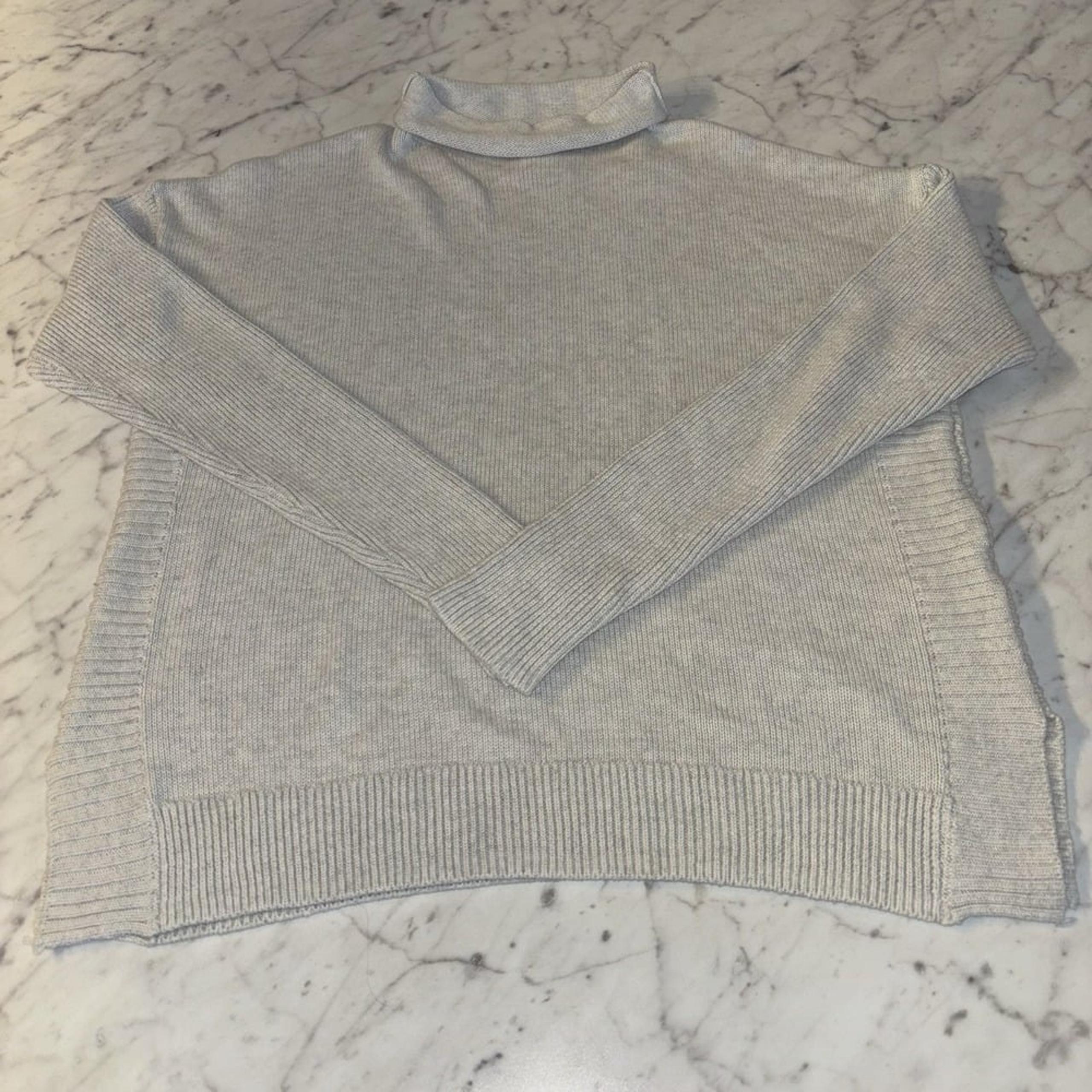 Tahari Women's Mock Neck Sweater Cream Size L Soft Causal Warm Textured