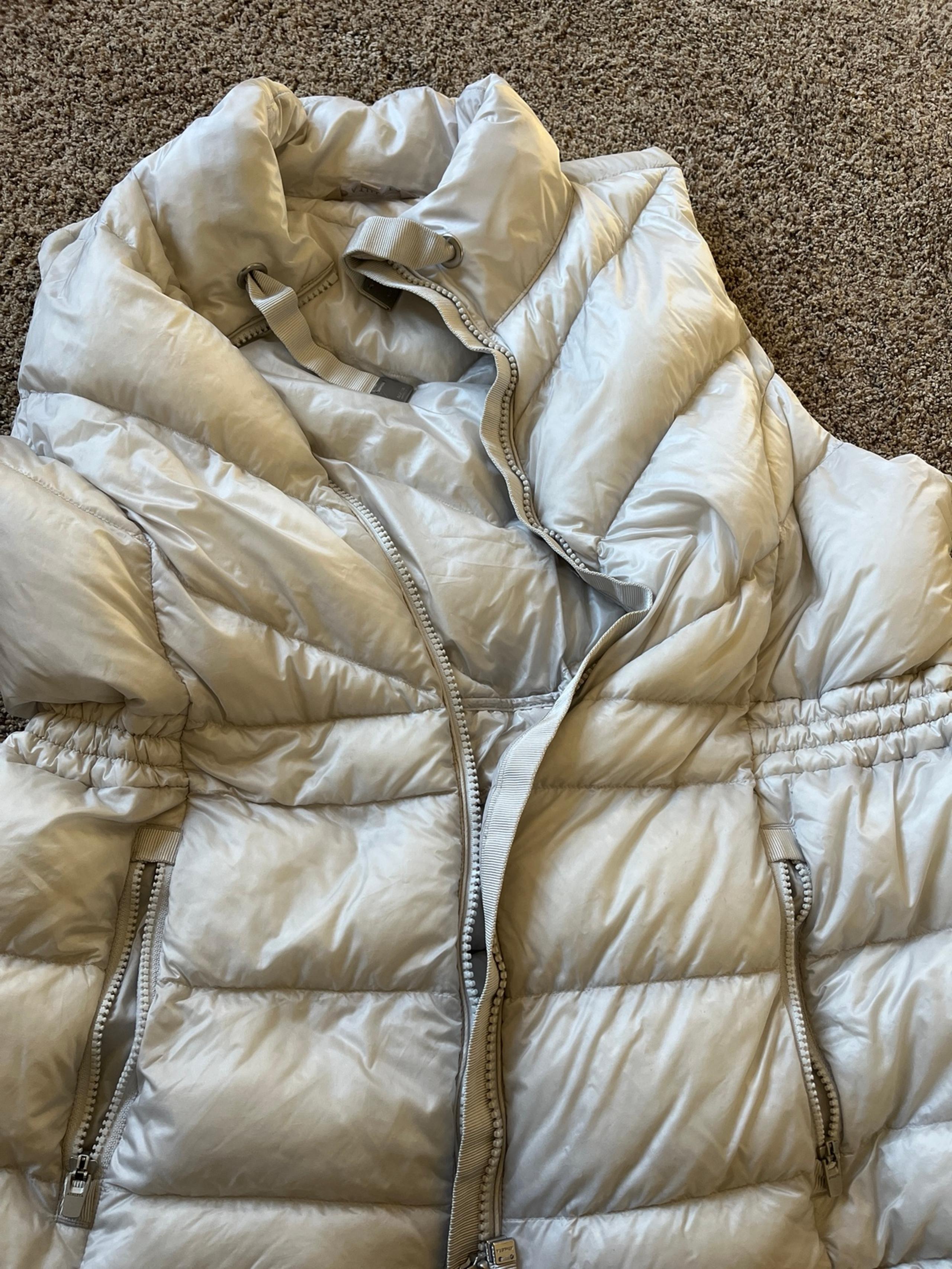 Athleta vest