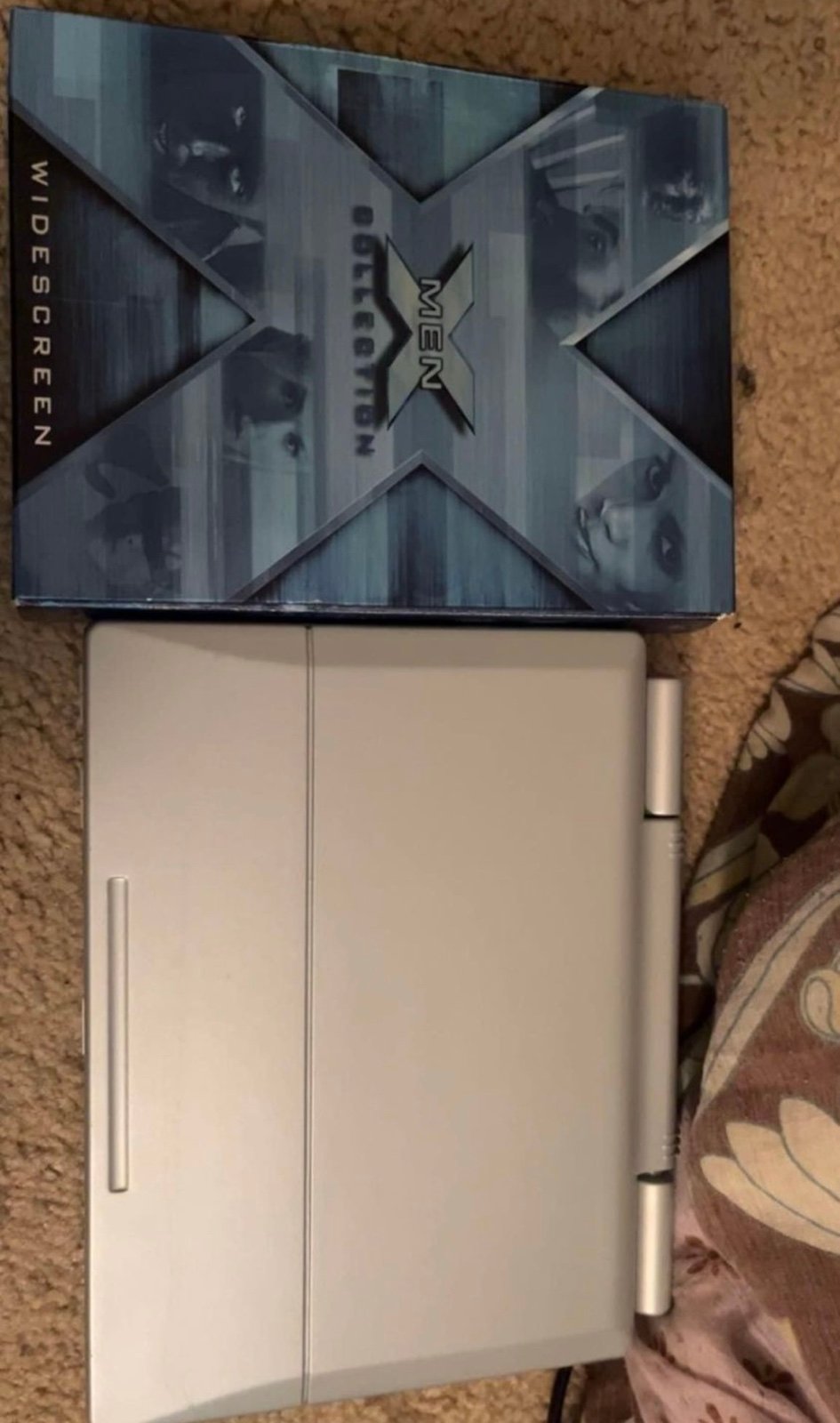 portable dvd player