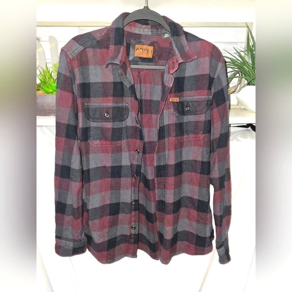 Orvis Plaid Flannel Long Sleeved Shirt, SIZE Medium