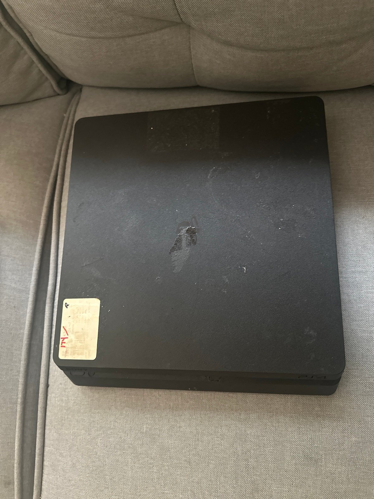 PS4 console & controllers