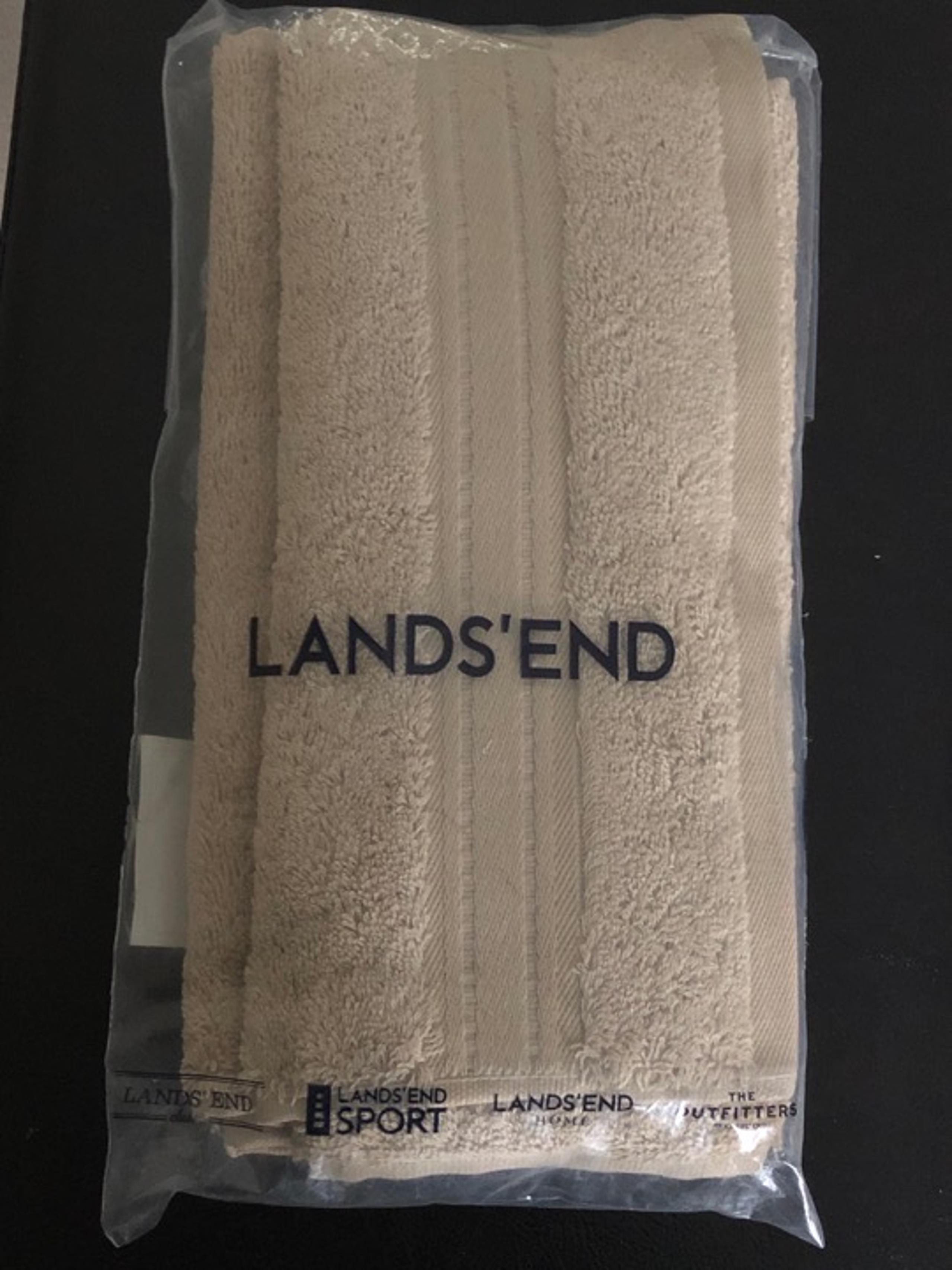 LANDS END SUPIMA COTTON FINGERTIP TOWELS