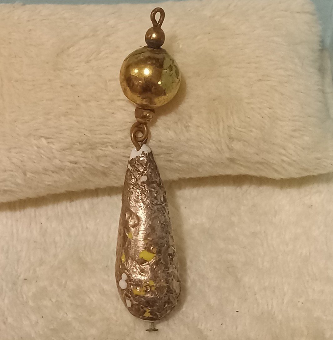 Rare Antique Victorian 1800’s Belle Epoque 10k gold torpedo dimpled pendant