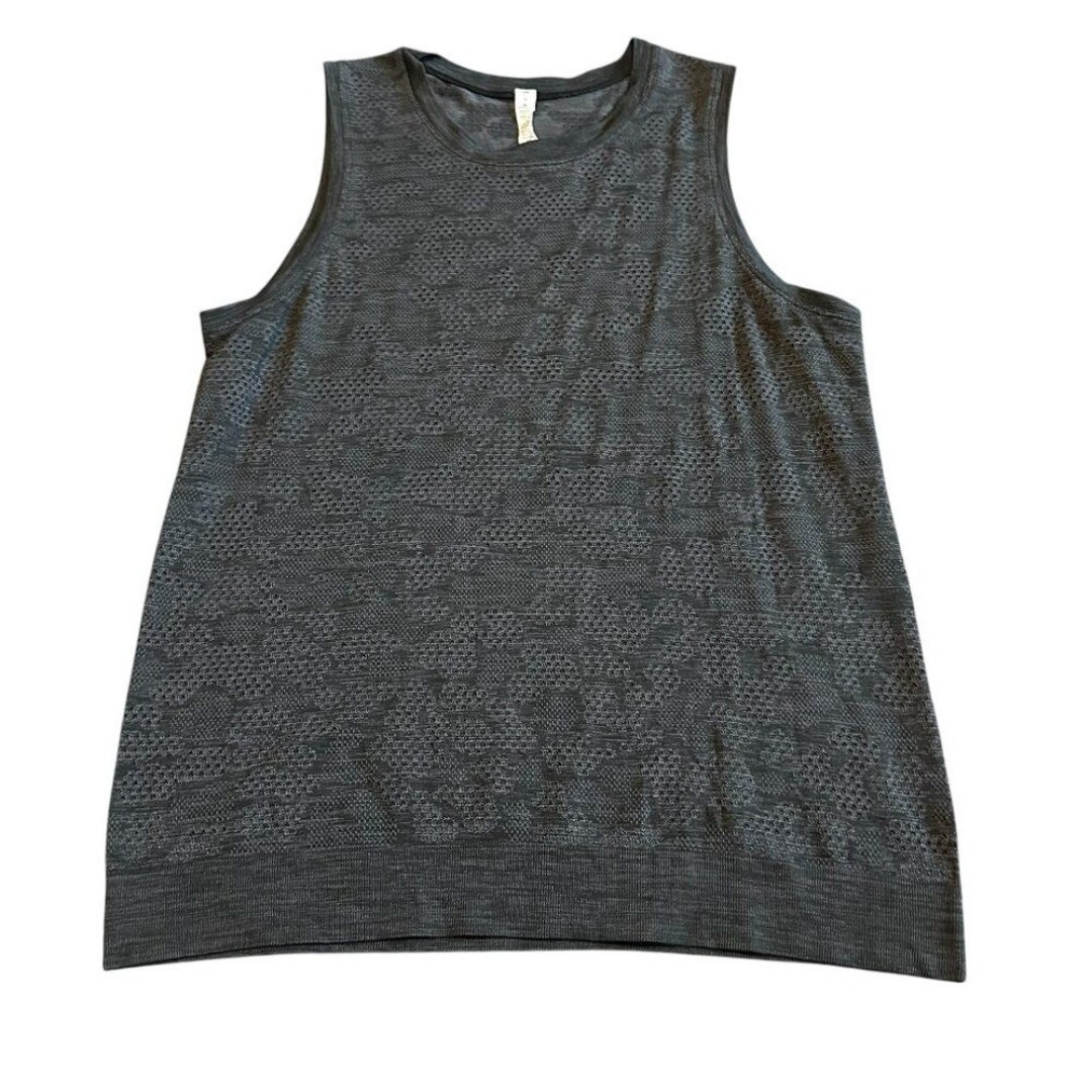 Lululemon Breeze By Muscle Tank Top Shirt Breathable Athleisure Athletic Size 8