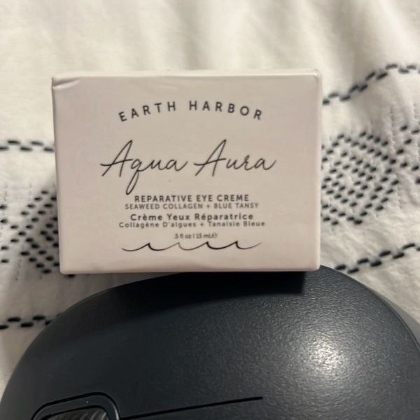 Earth Harbor Aqua Aura Eye Creme