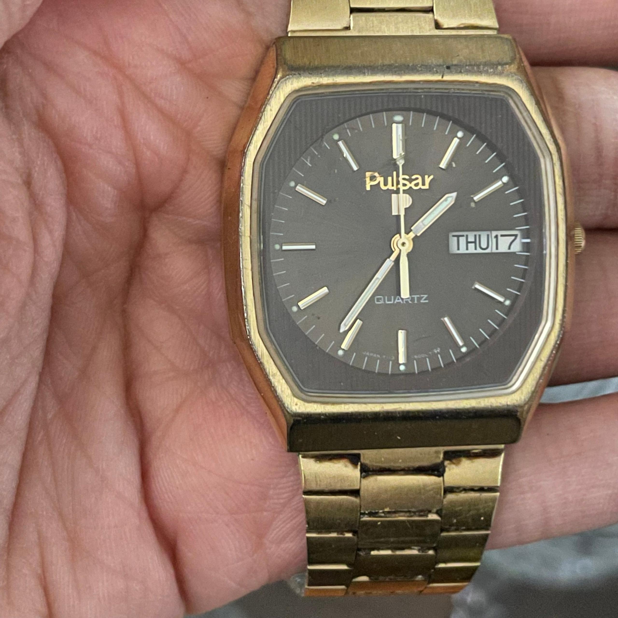 Vintage Men’s Pulsar Day-Date Watch