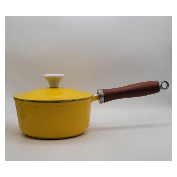 Vintage GHC Finesse Yellow Enamel Cast Iron Sauce Pan with Lid. Vintage GHC Finesse Yellow Enamel Cast Iron Sauce Pan with Lid.