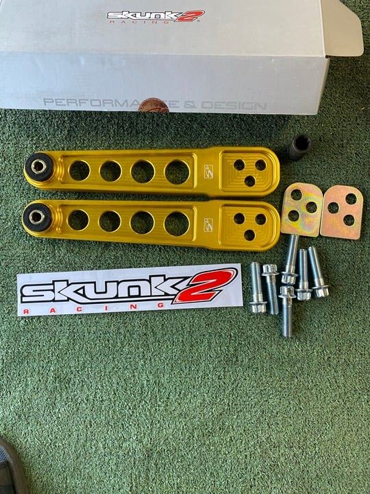 Skunk2 02-06 Honda Element/02-06 Acura RSX Gold Anodized Rear Lower Control Arm