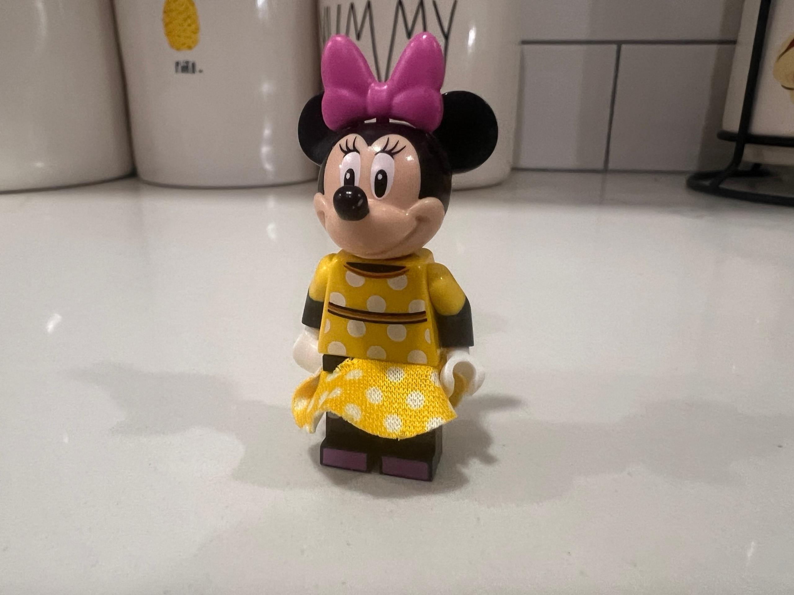 LEGO Minnie Mouse Minifigure dis056 in Yellow Polka Dot Dress Disney