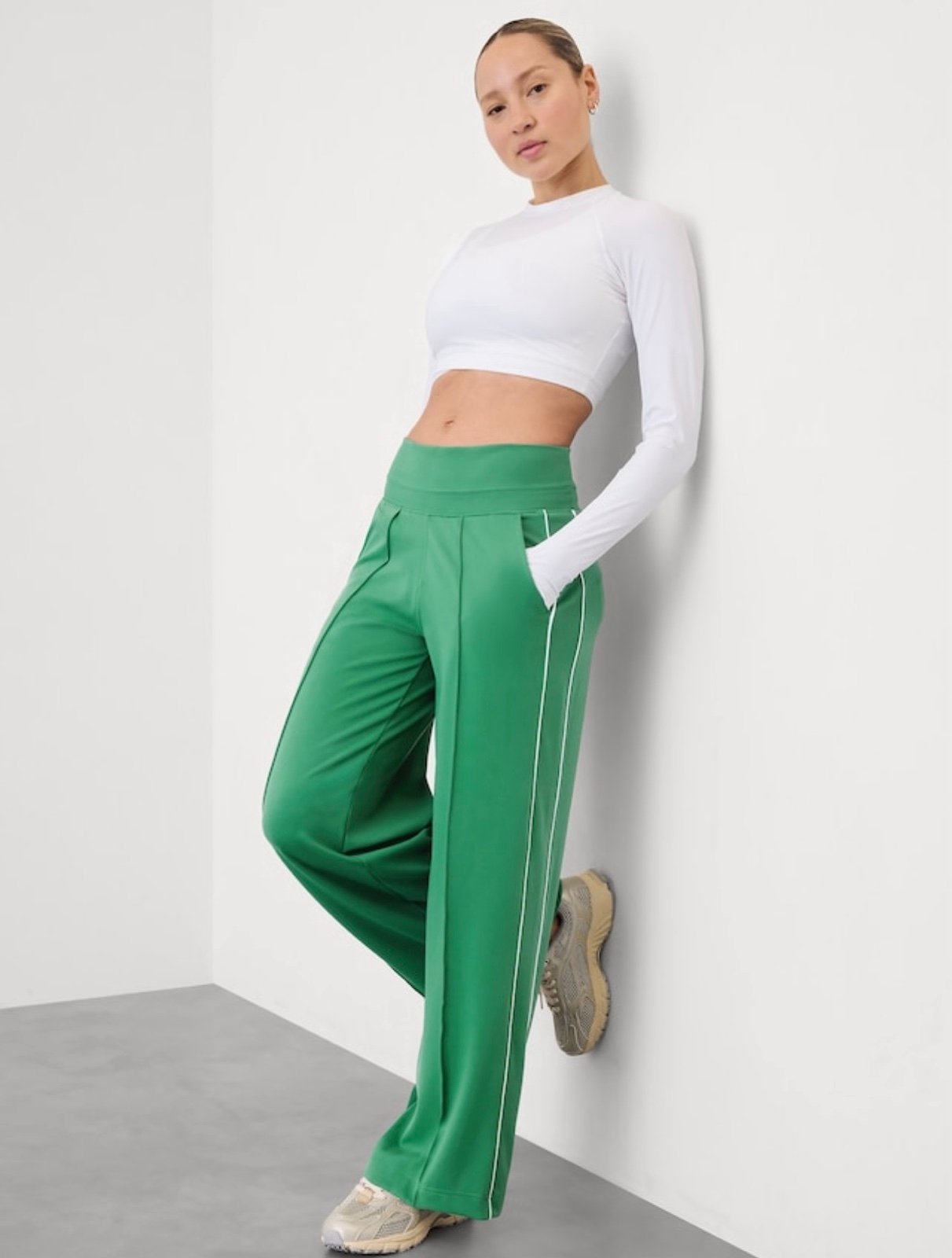 Athleta Venice High Rise Track Stripe Wide Leg Pant size ST Small Tall