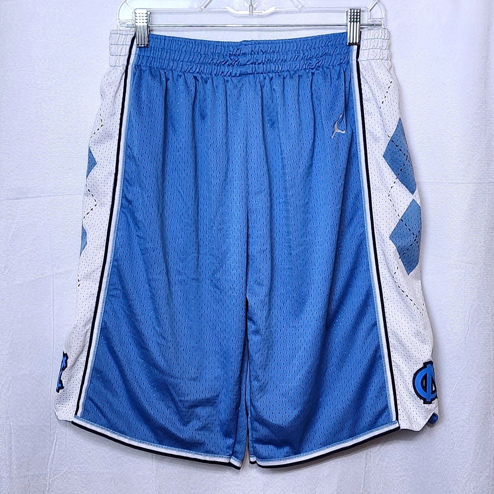 VINTAGE JORDAN NIKE UNC NORTH CAROLINA BASKETBALL SHORTS YOUTH BOYS XXL