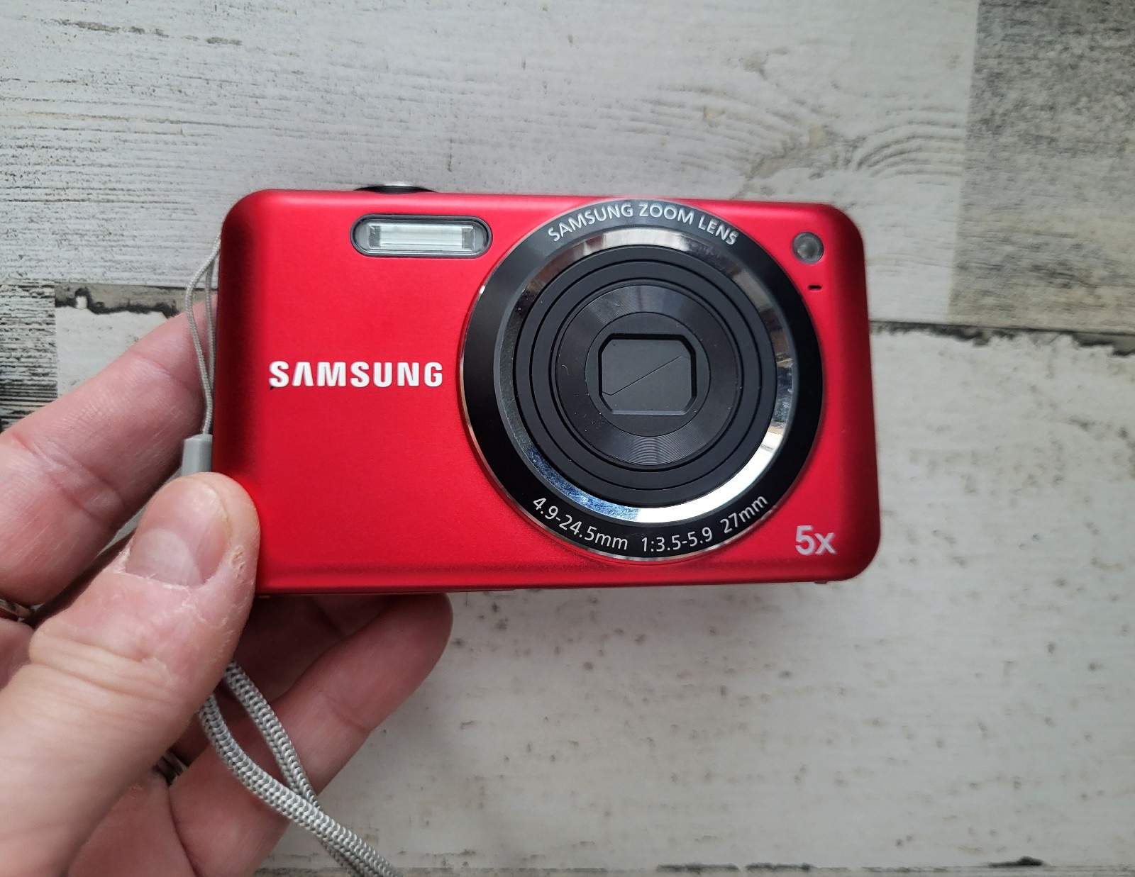 Samsung SL605 Red Digital 12MP Camera 5x Zoom w/ Battery And USB Charger -TESTED