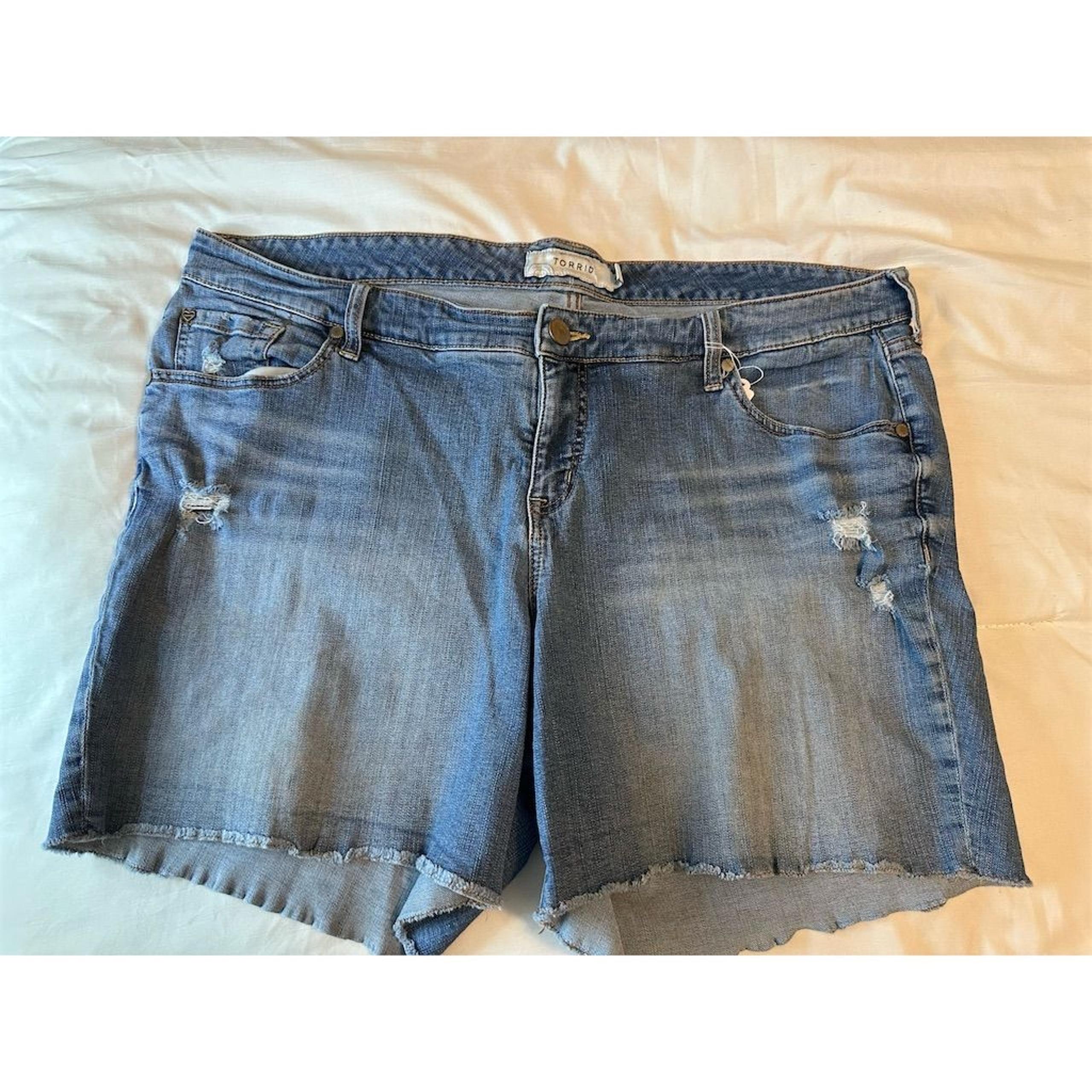Torrid Women's Distressed Blue Denim Cut-Off Shorts Plus Size 22 Casual
