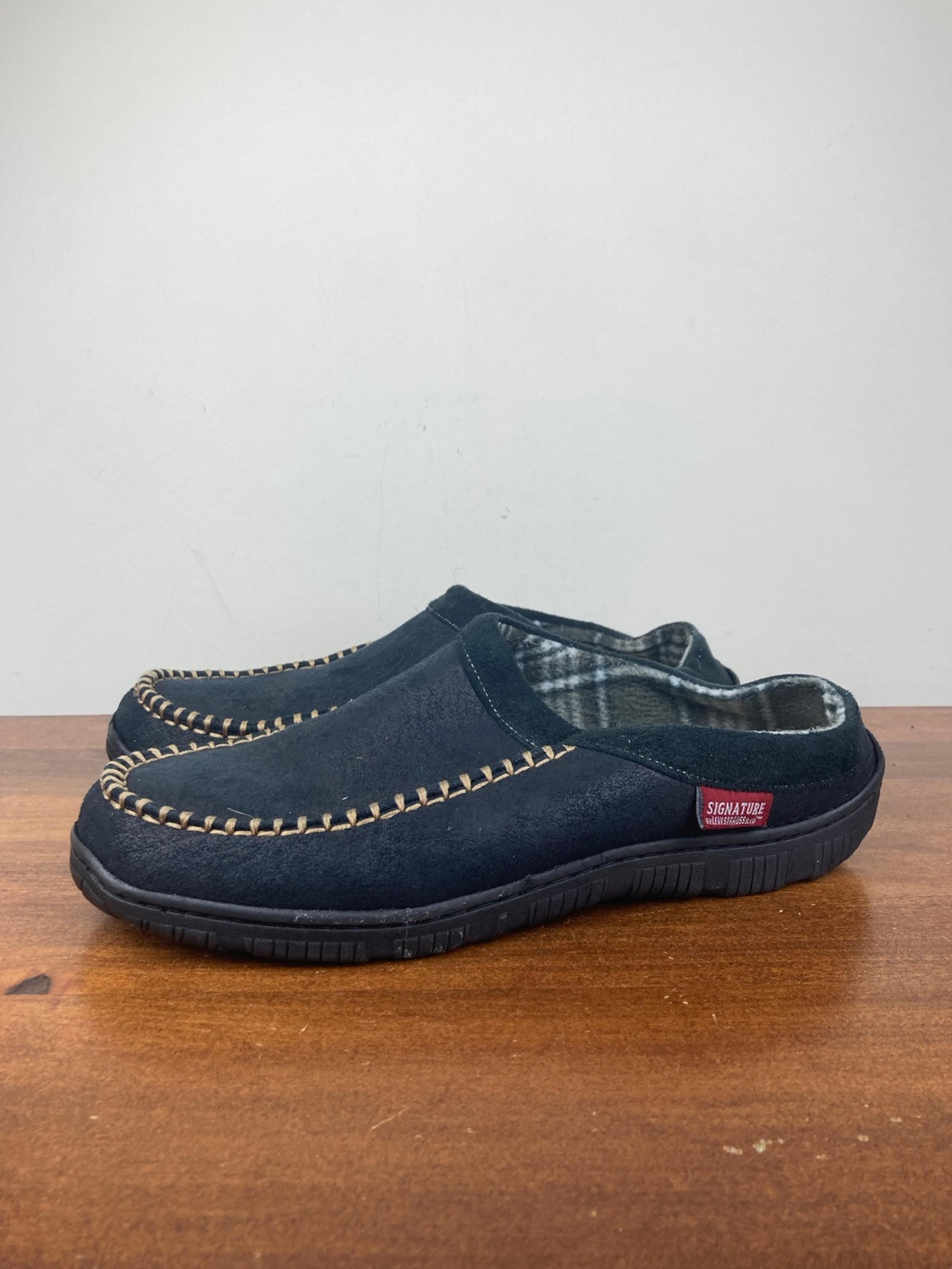 Levi's Slippers Navy Blue Soft Sherpa Lined Indoor/Outdoor Men's Size 9-10.