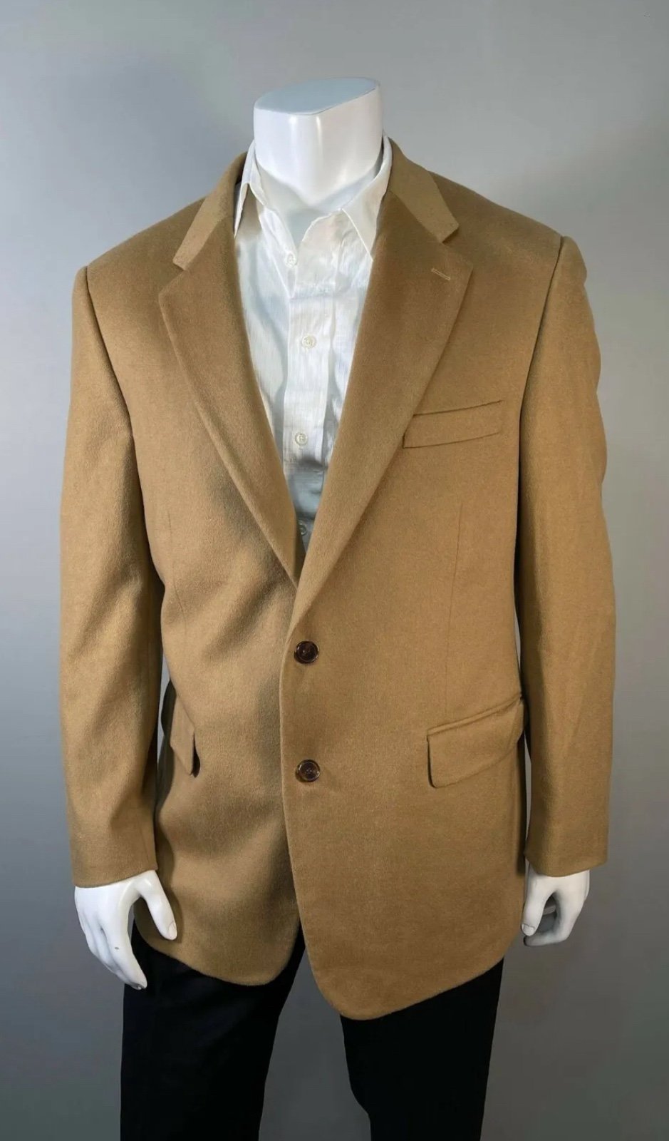 Irvine Park Mens poly blend size 42 blazer jacket with Cashmere Touch.