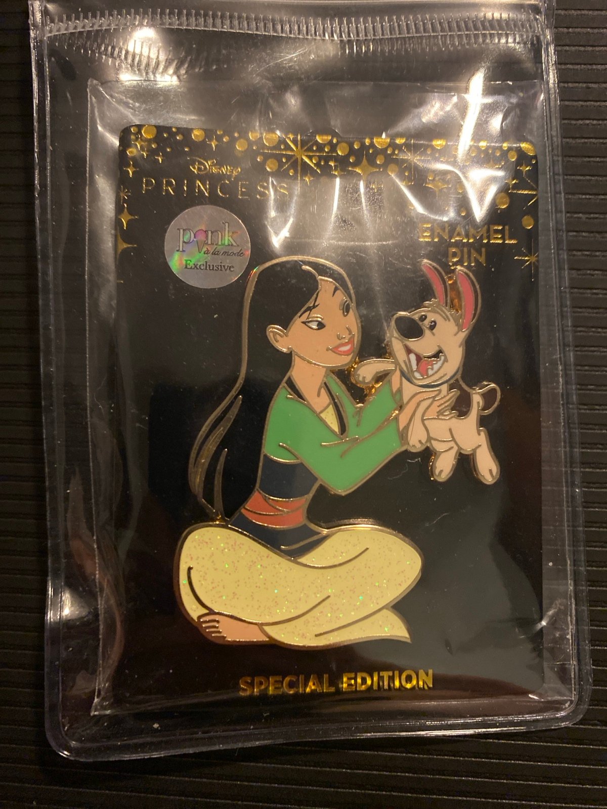 Disney PALM Mulan and Little Brother Pin
