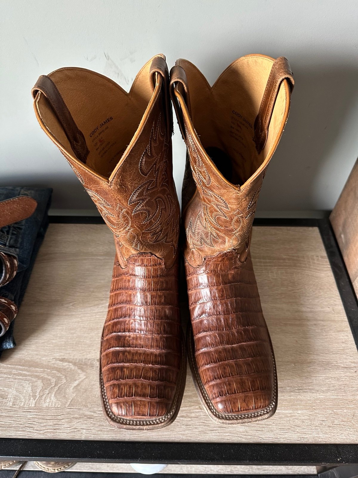 Cody James exotic Caiman