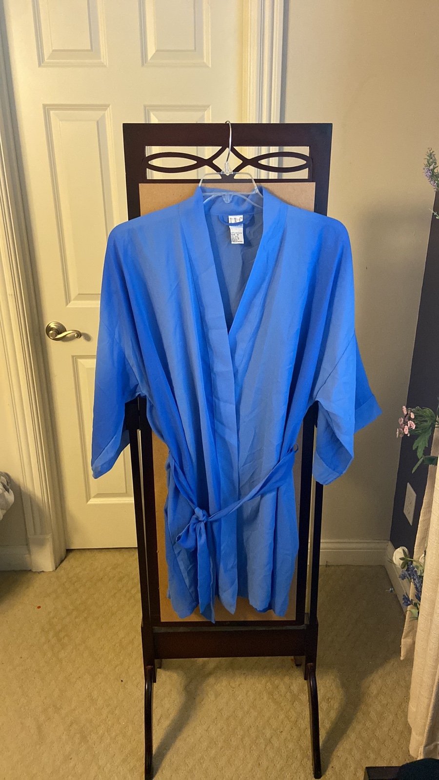 NWOT INC international concepts silk like robe M blue ombre silk robe. Could fit