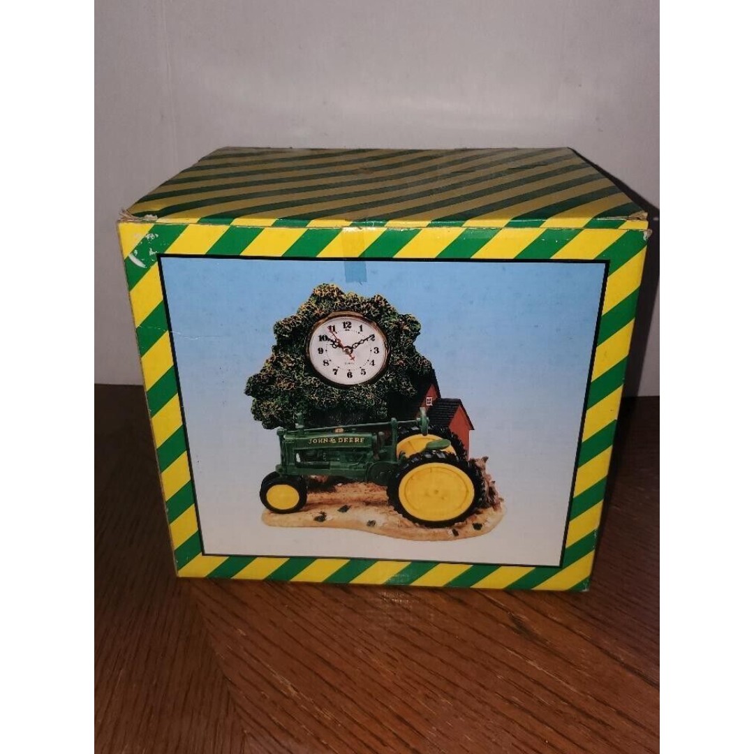 John Deere Quartz Clock with Tractor, Barn and Farm Dogs and Scenery. New In Box