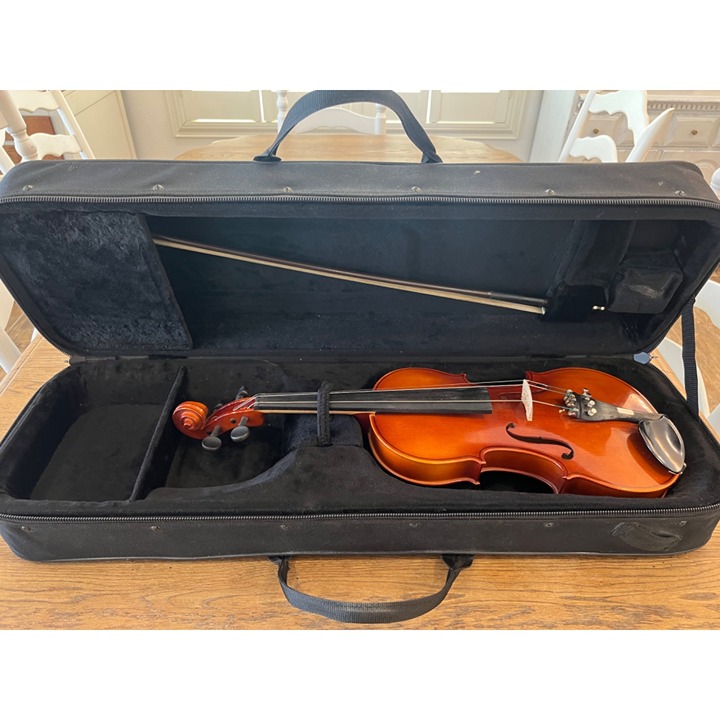 Vintage Mozart Violin By Meisel 3/4 With Bow & Pro Tec Case - Missing Strings