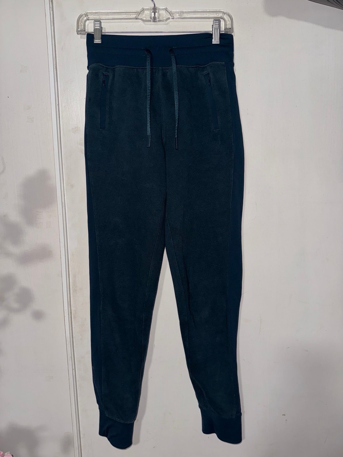 Lululemon size 2