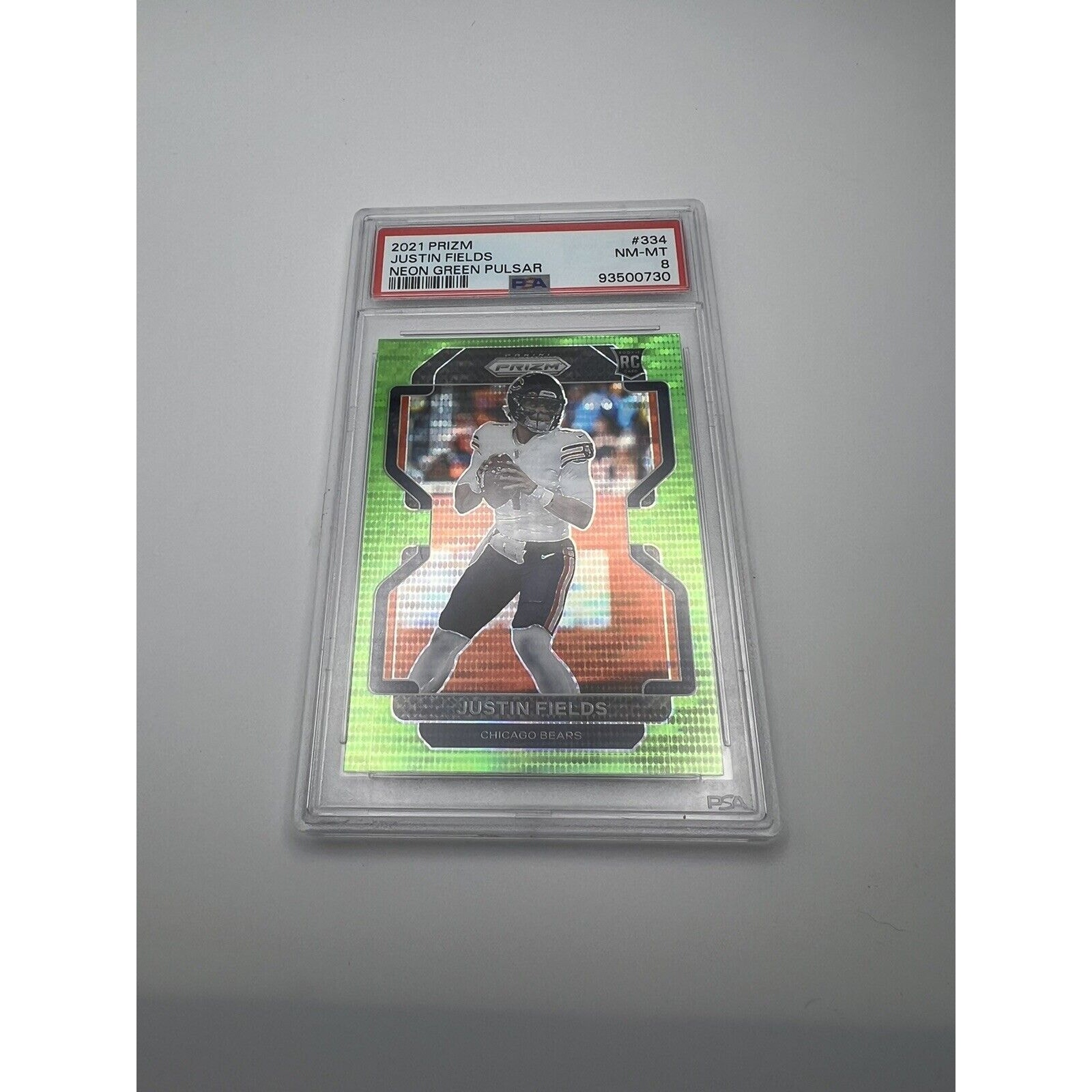 2021 Panini Prizm - Rookie Neon Green Pulsar Prizm #334 Justin Fields (RC)
